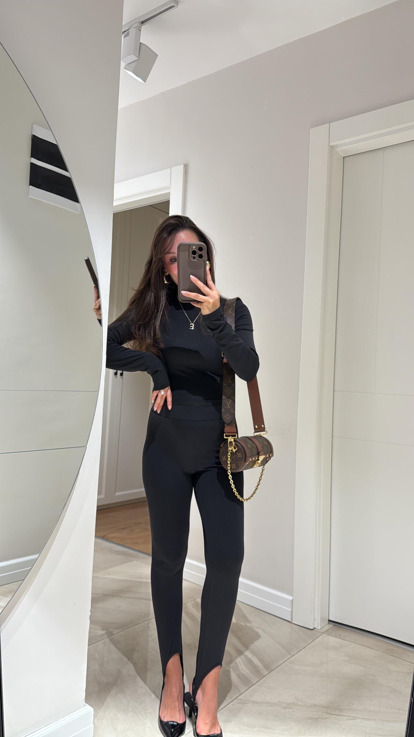 Siyah Topuk Lastikli Tayt