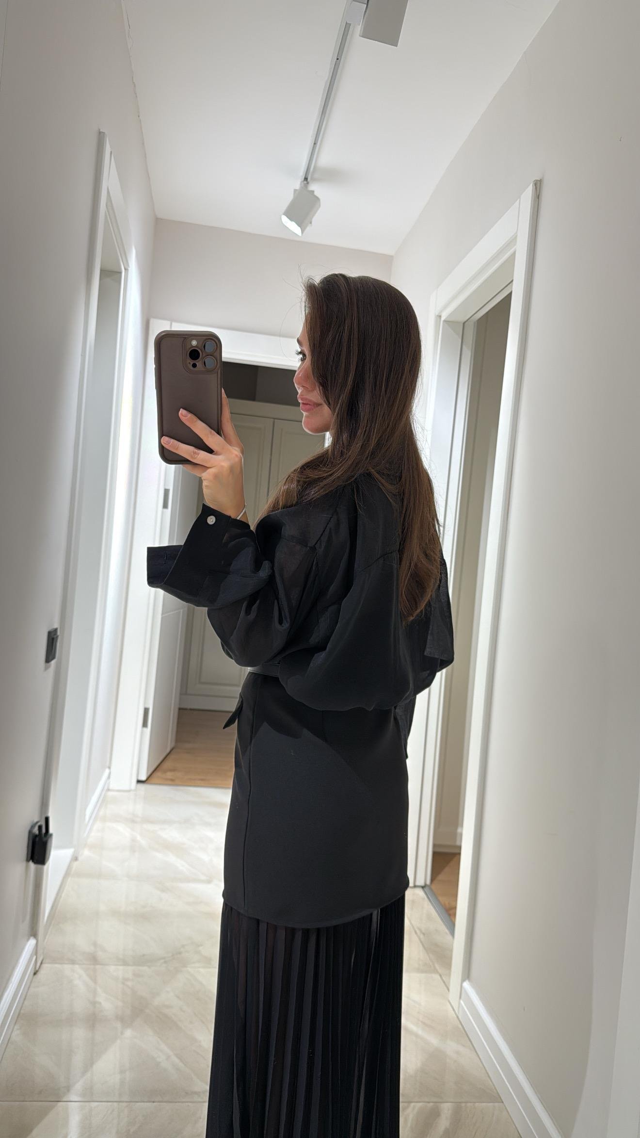 Siyah Transparan İpeksi Gömlek 