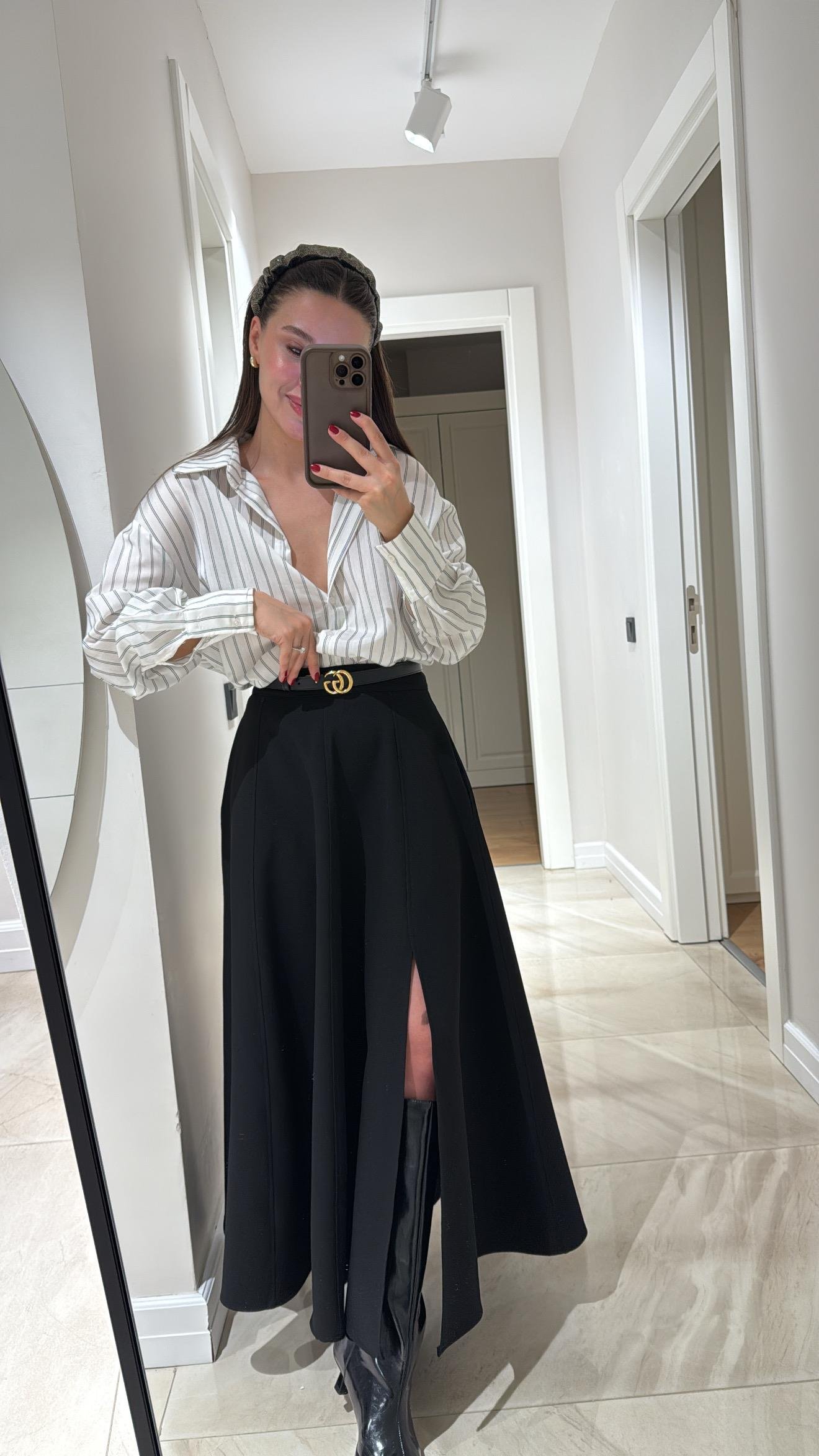 Siyah Yırtmaçlı Maxi Boy Etek 