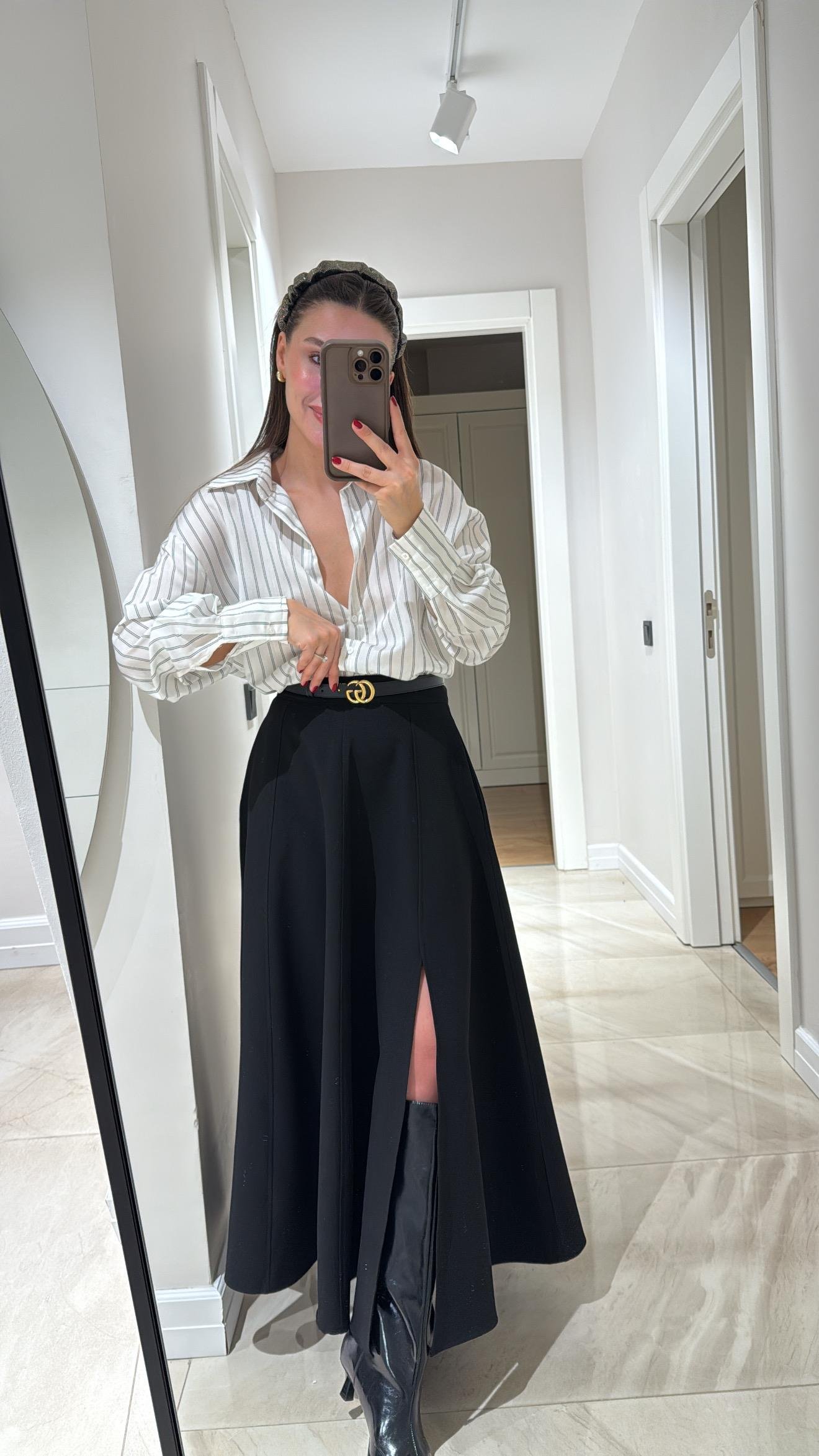 Siyah Yırtmaçlı Maxi Boy Etek 