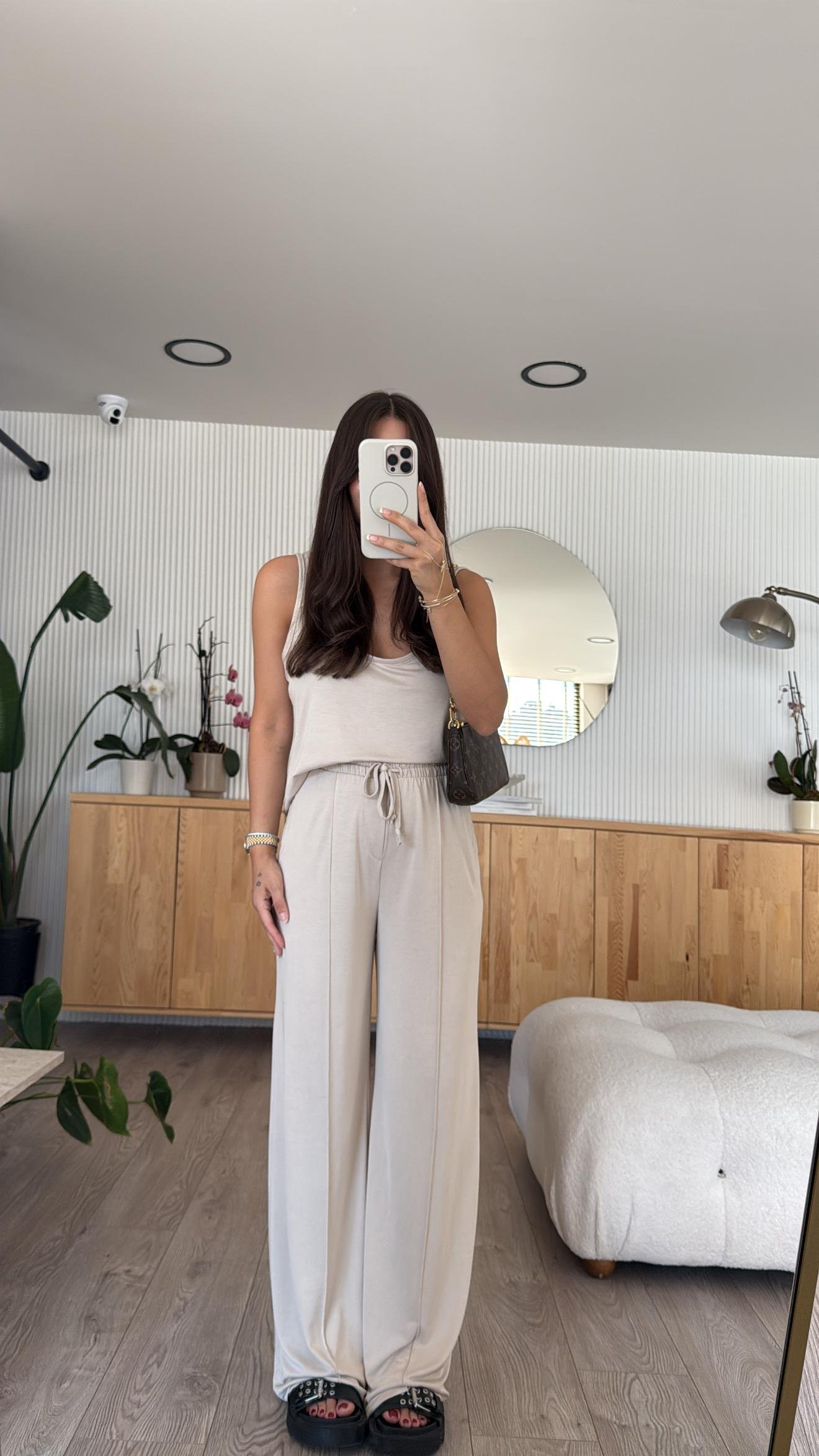 Taş Atletli Marka Model Modal Takım