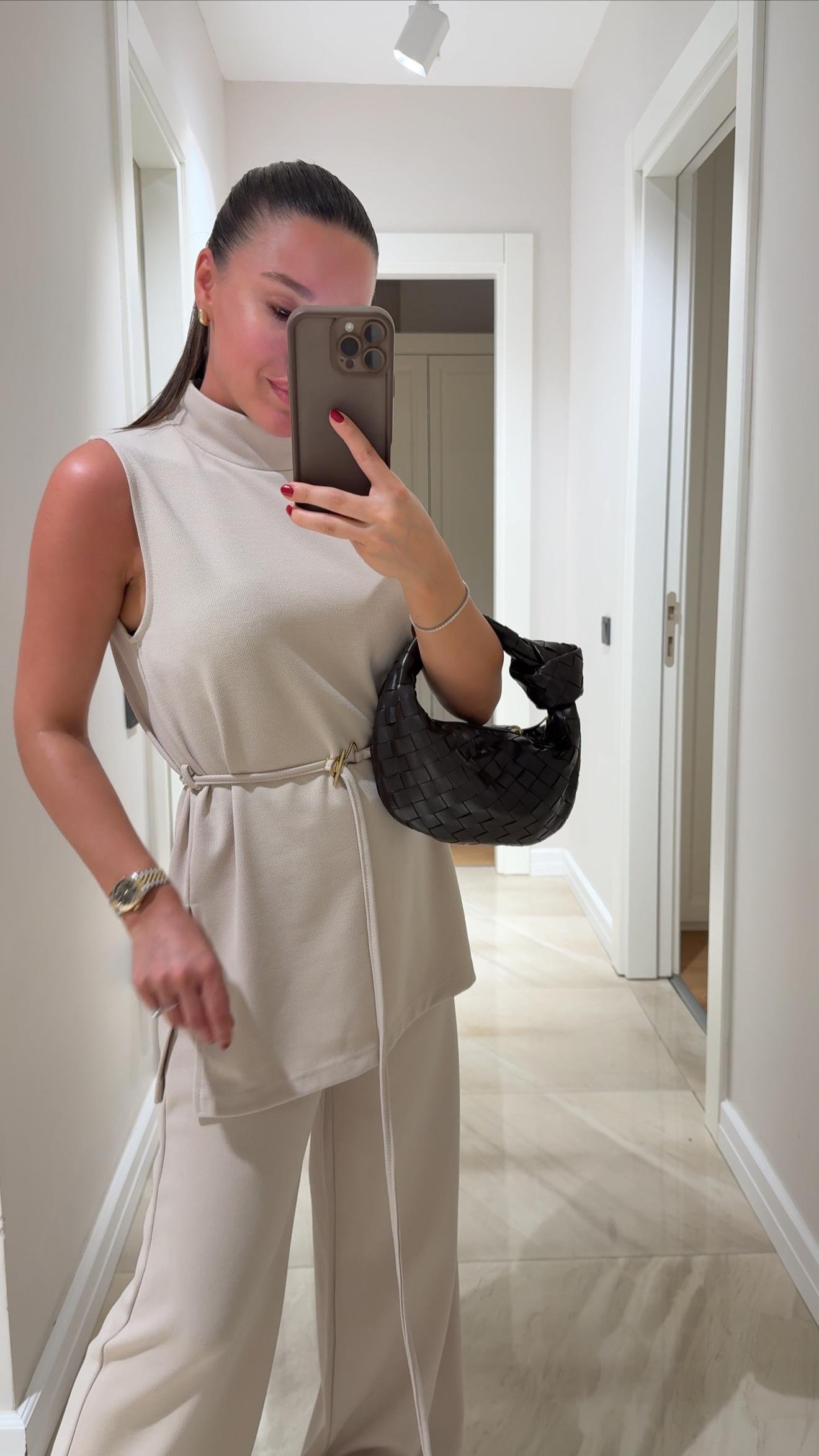 Taş Dik Yaka Bağcıklı Pantolon Takım 