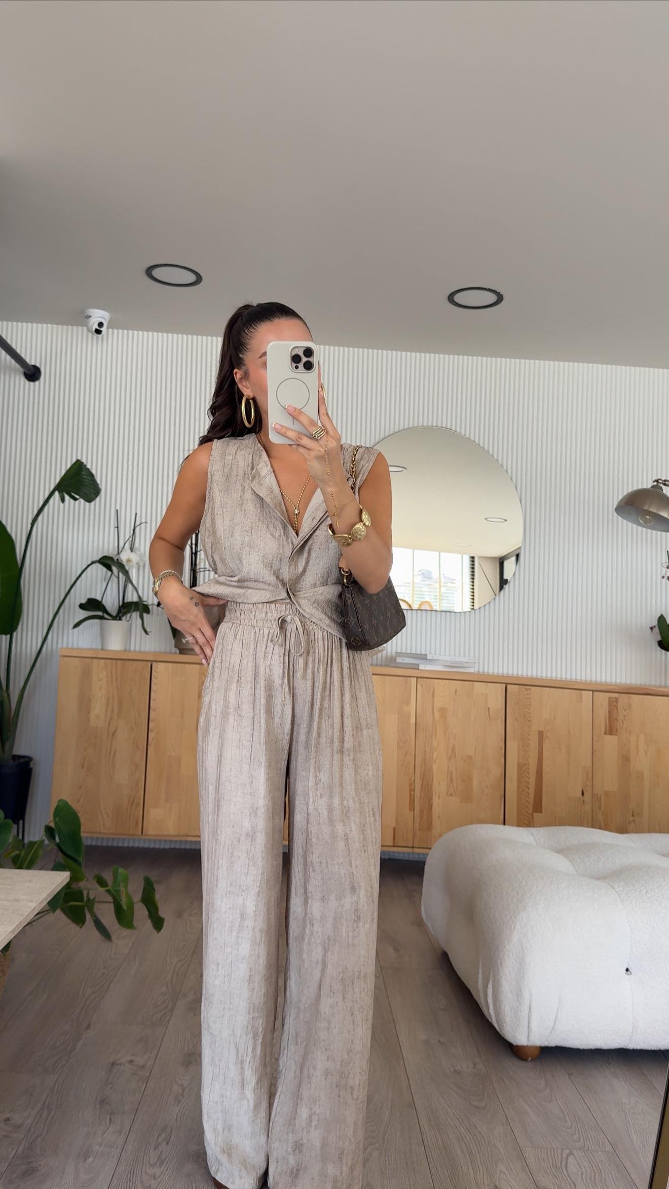 Taş Gizli Düğmeli Kendinden Desenli Pantolon Takım