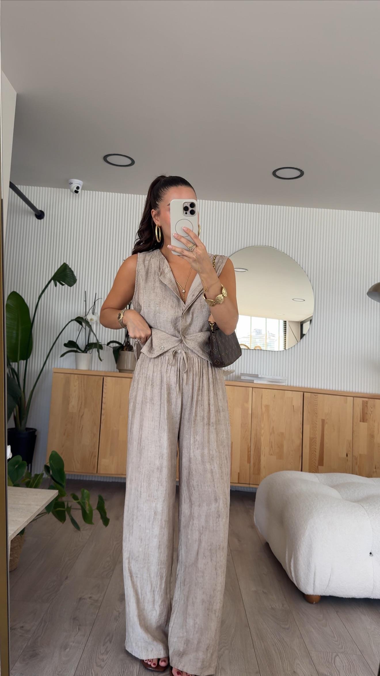 Taş Gizli Düğmeli Kendinden Desenli Pantolon Takım