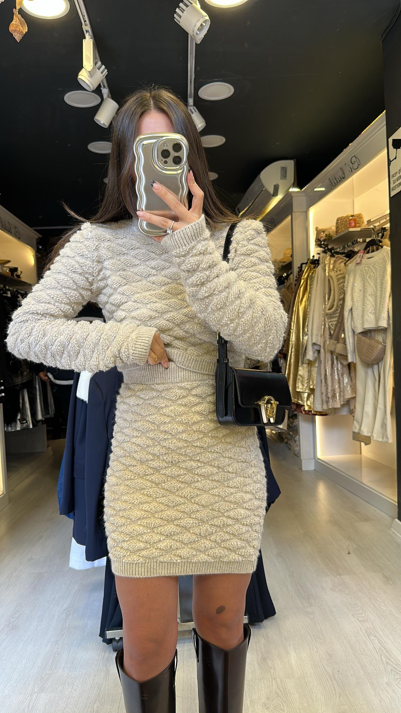 Taş Renk Kabartma Desenli Triko Etek