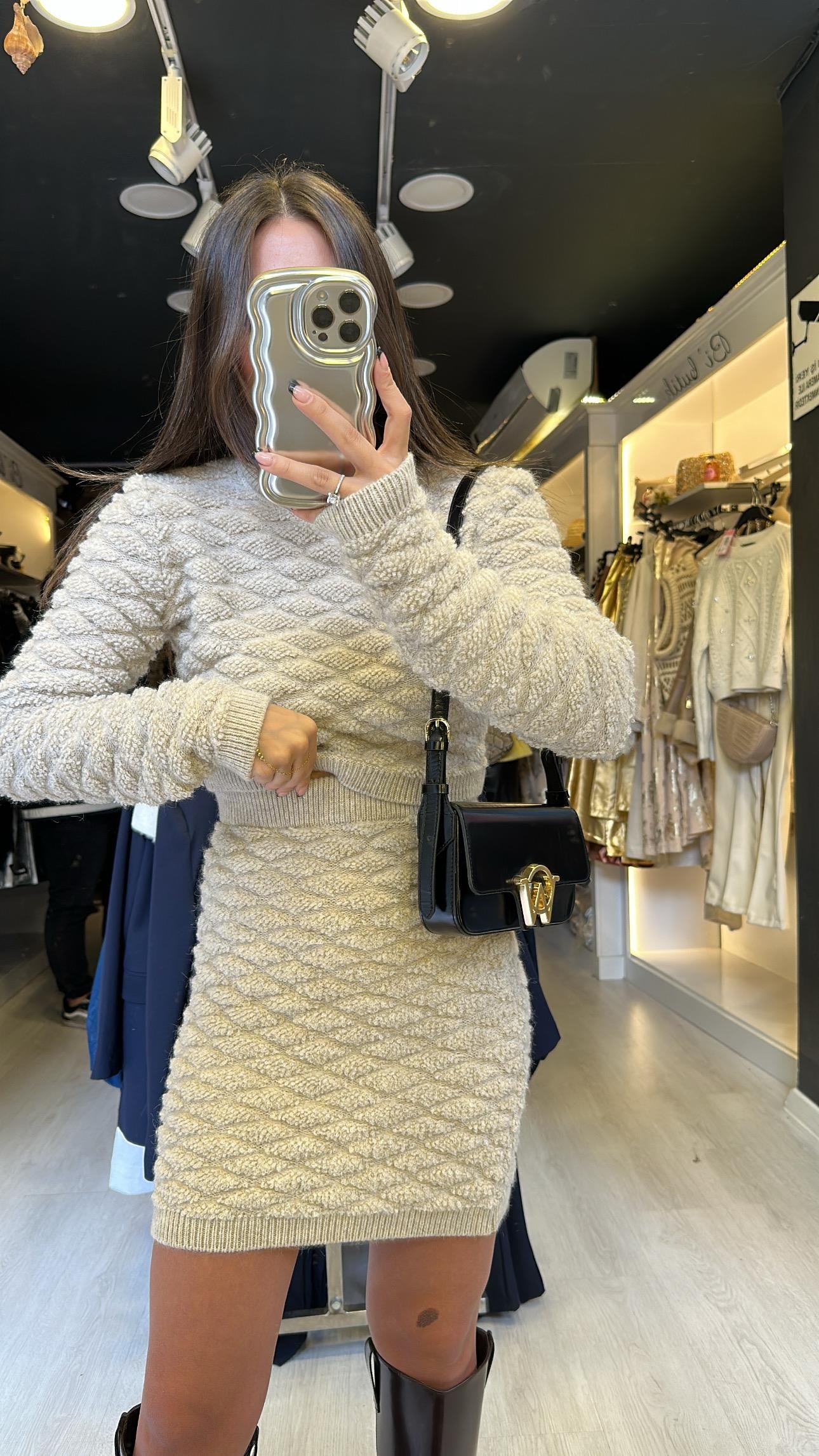 Taş Renk Kabartma Desenli Triko Etek