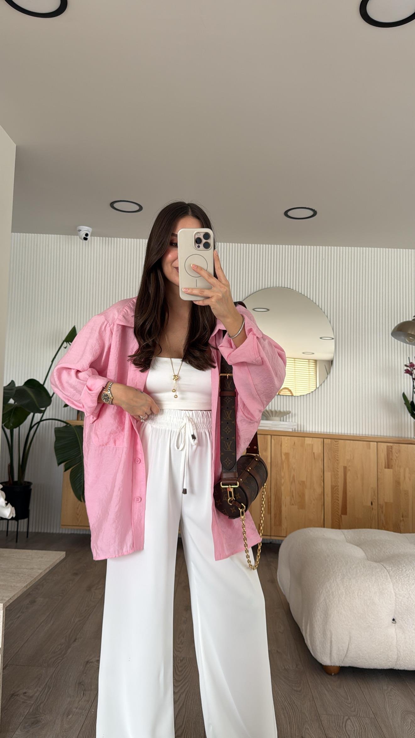 Toz Pembe Tensel Kumaş Düşük Omuzlu Oversize Gömlek