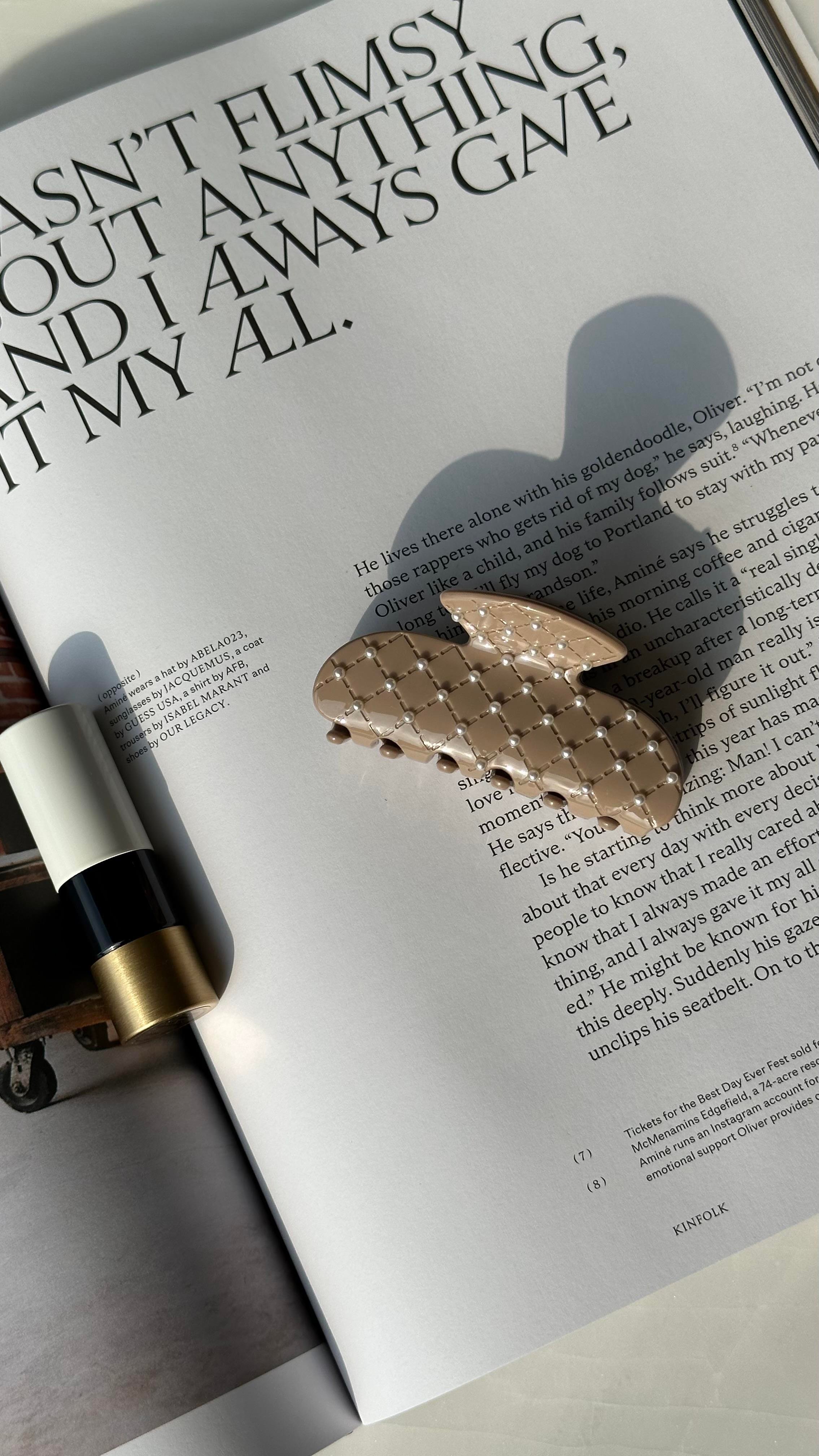 Vizon İnci Detaylı Mandal Toka