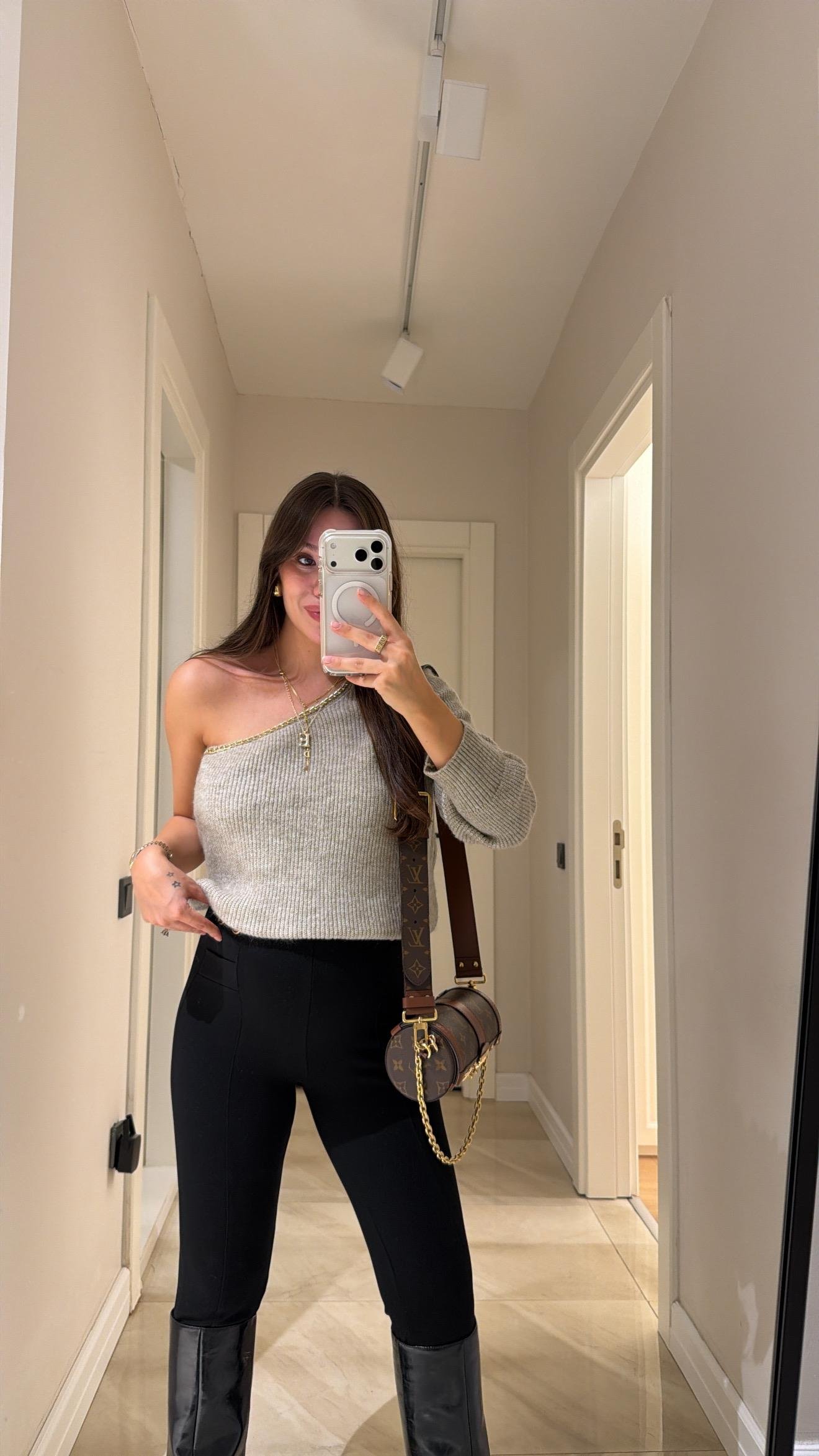 Vizon Omuz Zincir Detaylı Marka Model Triko Kazak