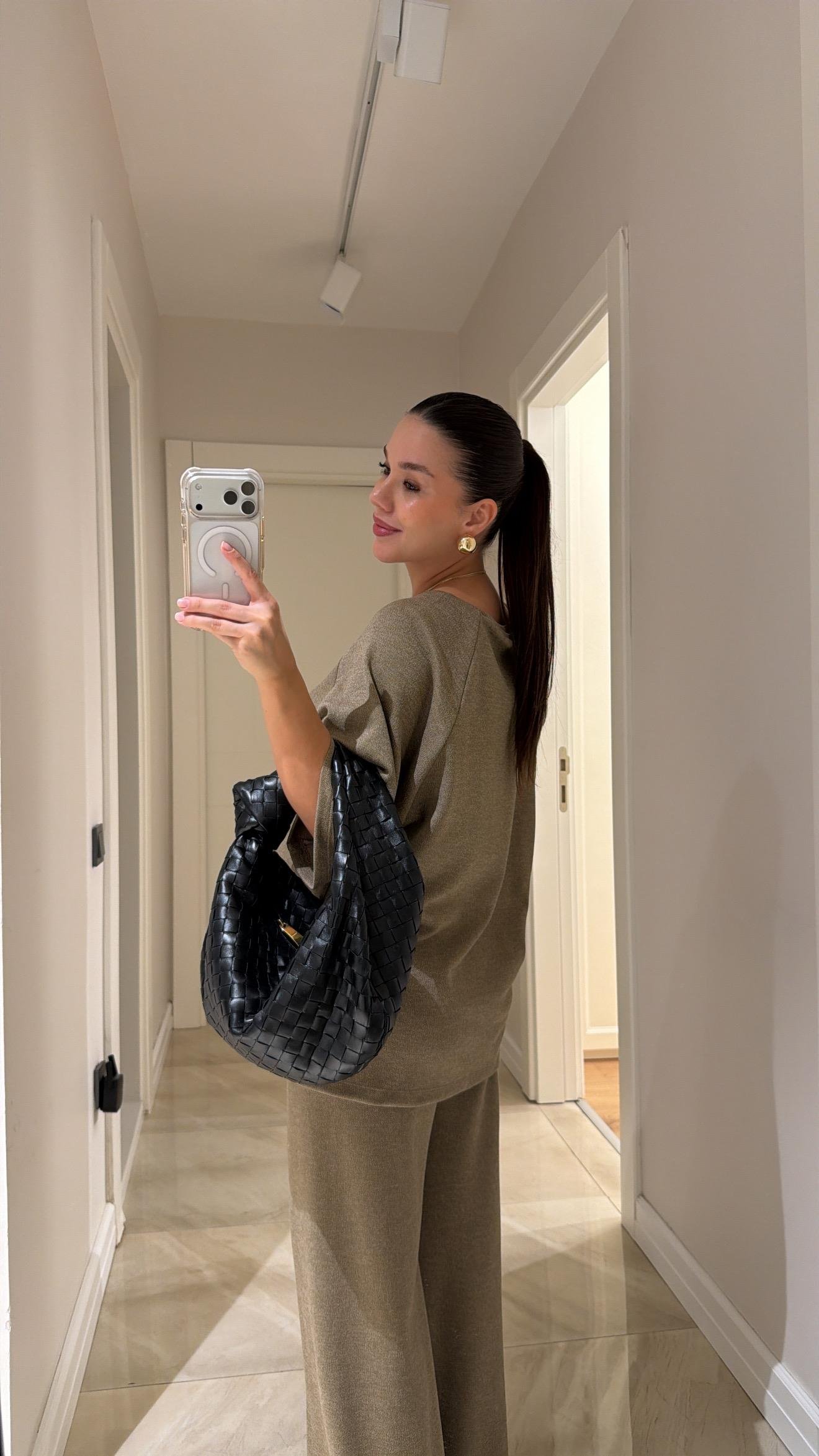 Vizon Yan Yırtmaç Detaylı Pike Takım