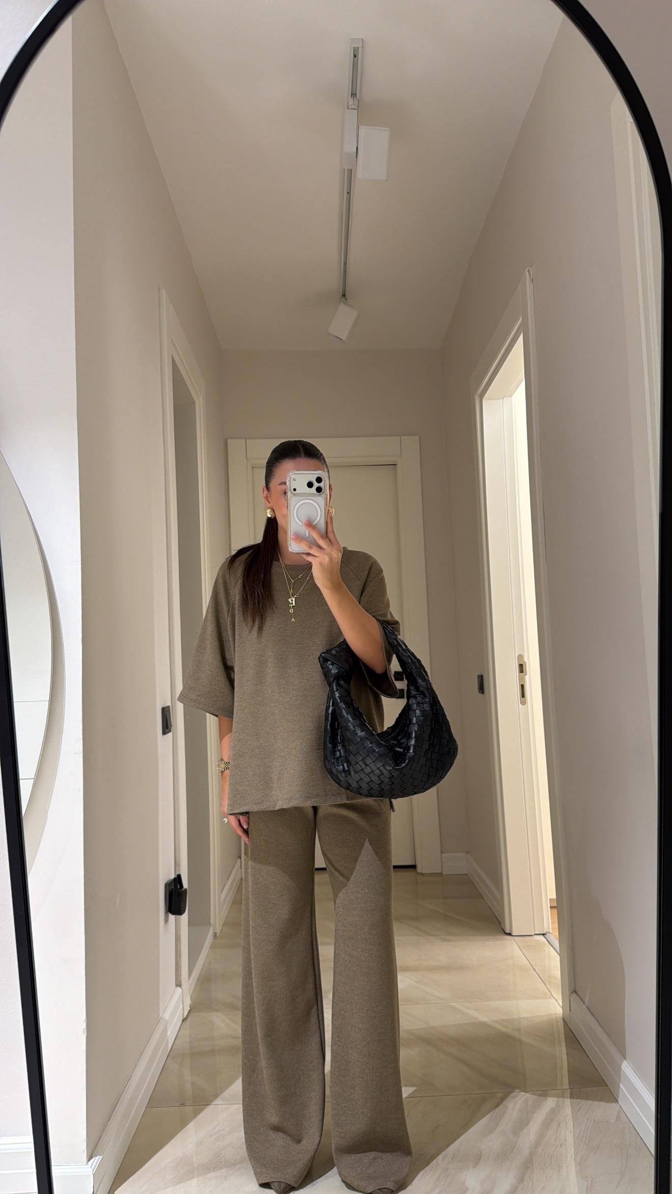 Vizon Yan Yırtmaç Detaylı Pike Takım