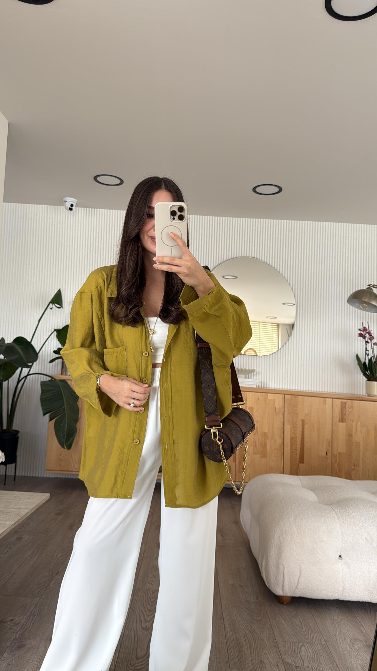 Yağ Yeşili Tensel Kumaş Düşük Omuzlu Oversize Gömlek