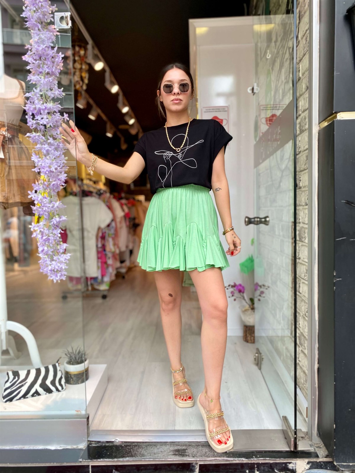 Yeşil Beli Lastikli Fırfırlı Mini Etek