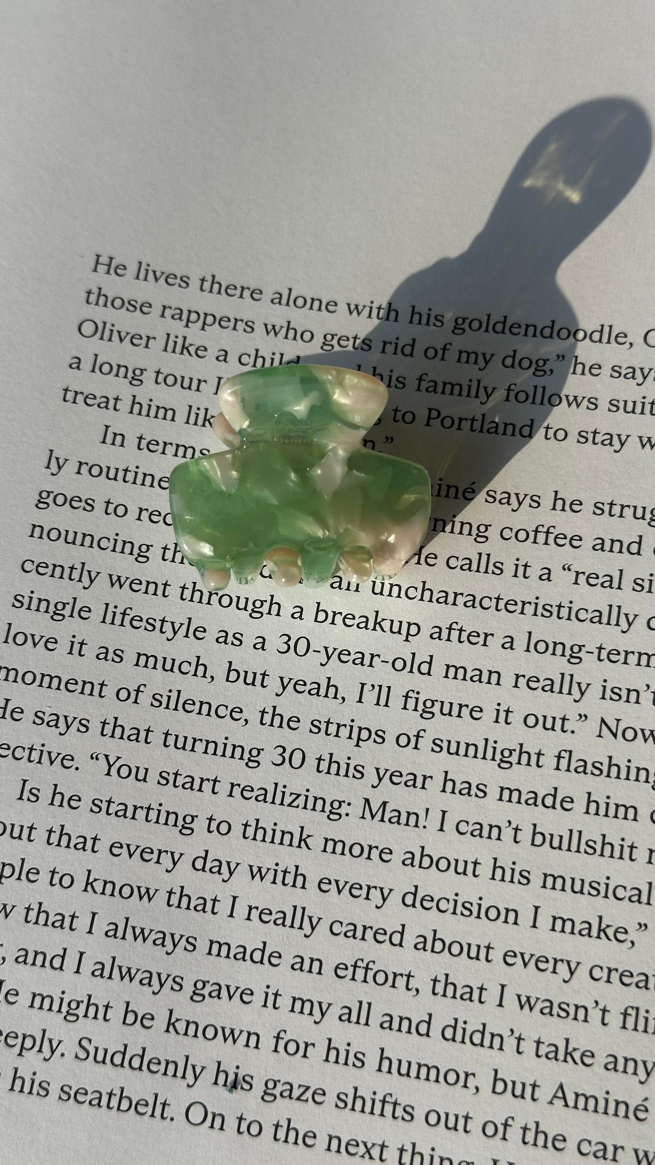 Yeşil Pembe Desenli Mandal Toka