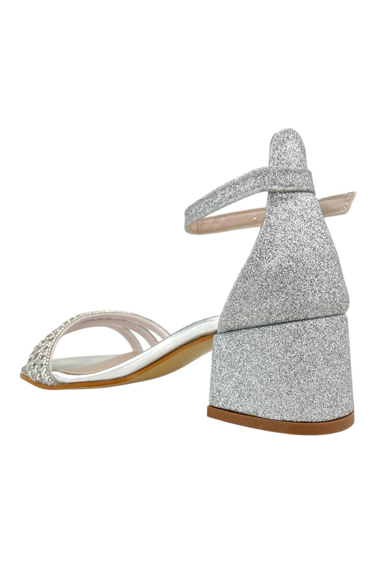 3 Biyeli Topuklu Ayakkabı Lame