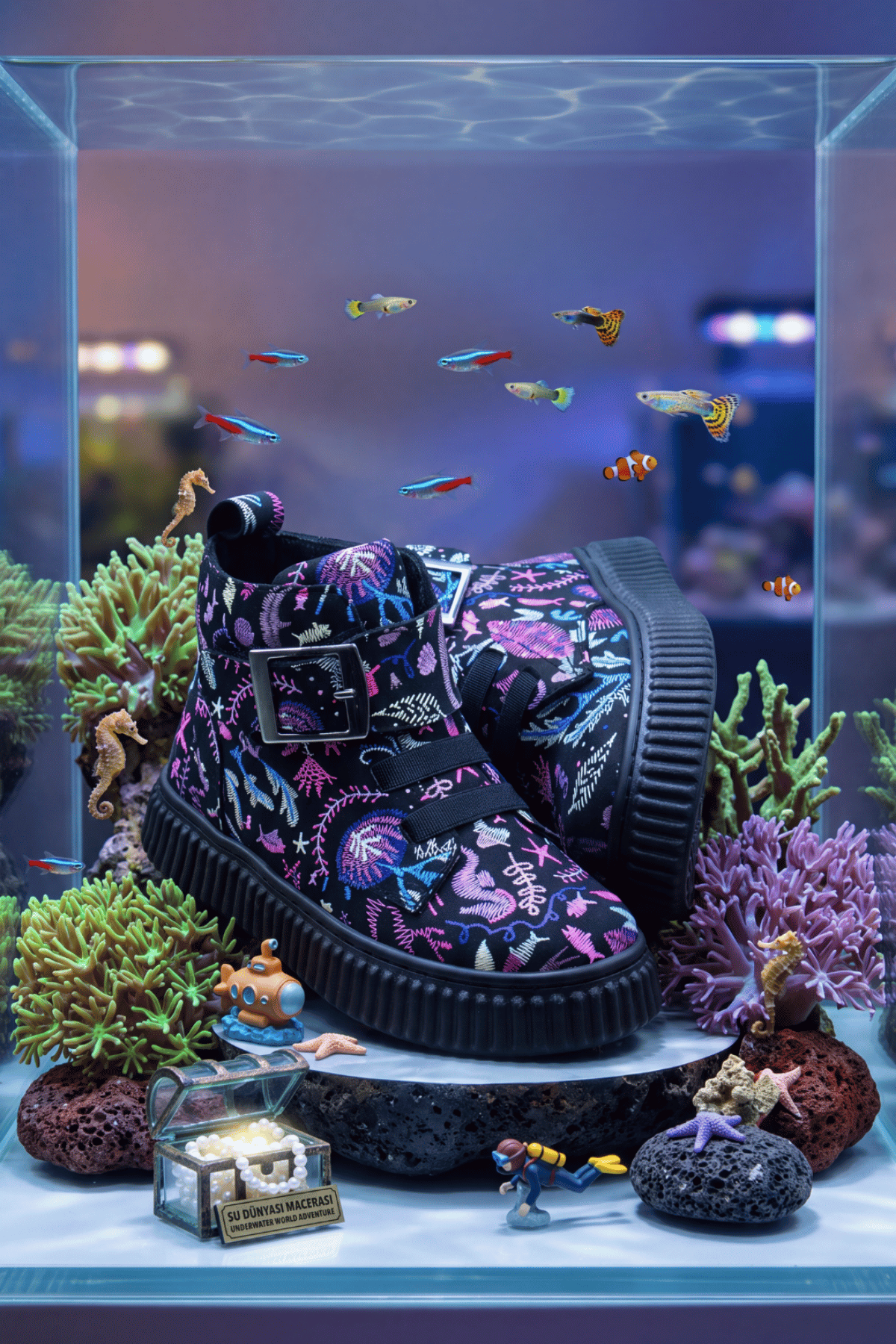 Aquarium Nakışlı Kız Çocuk Botu Siyah-Fuşya
