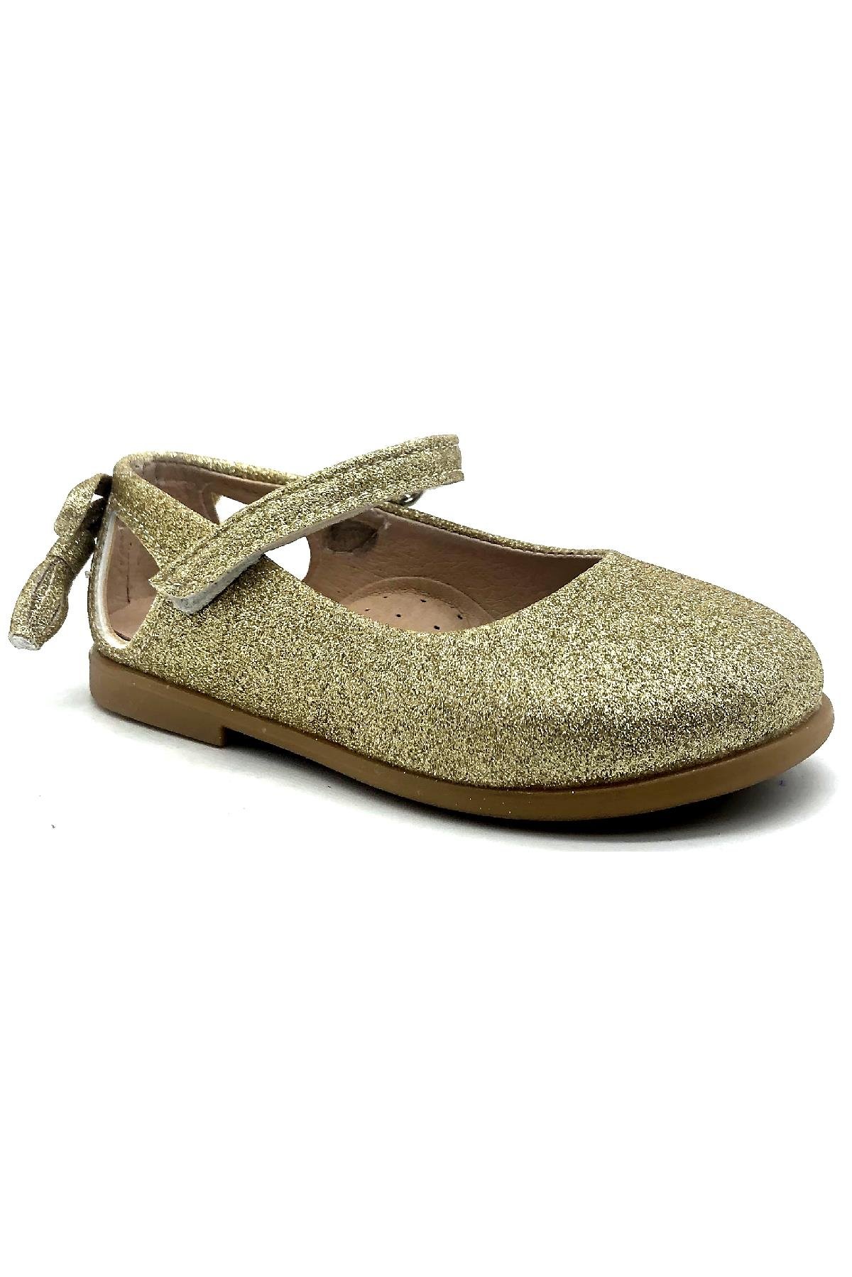 Arkadan Fiyonklu Babet Dore Sim