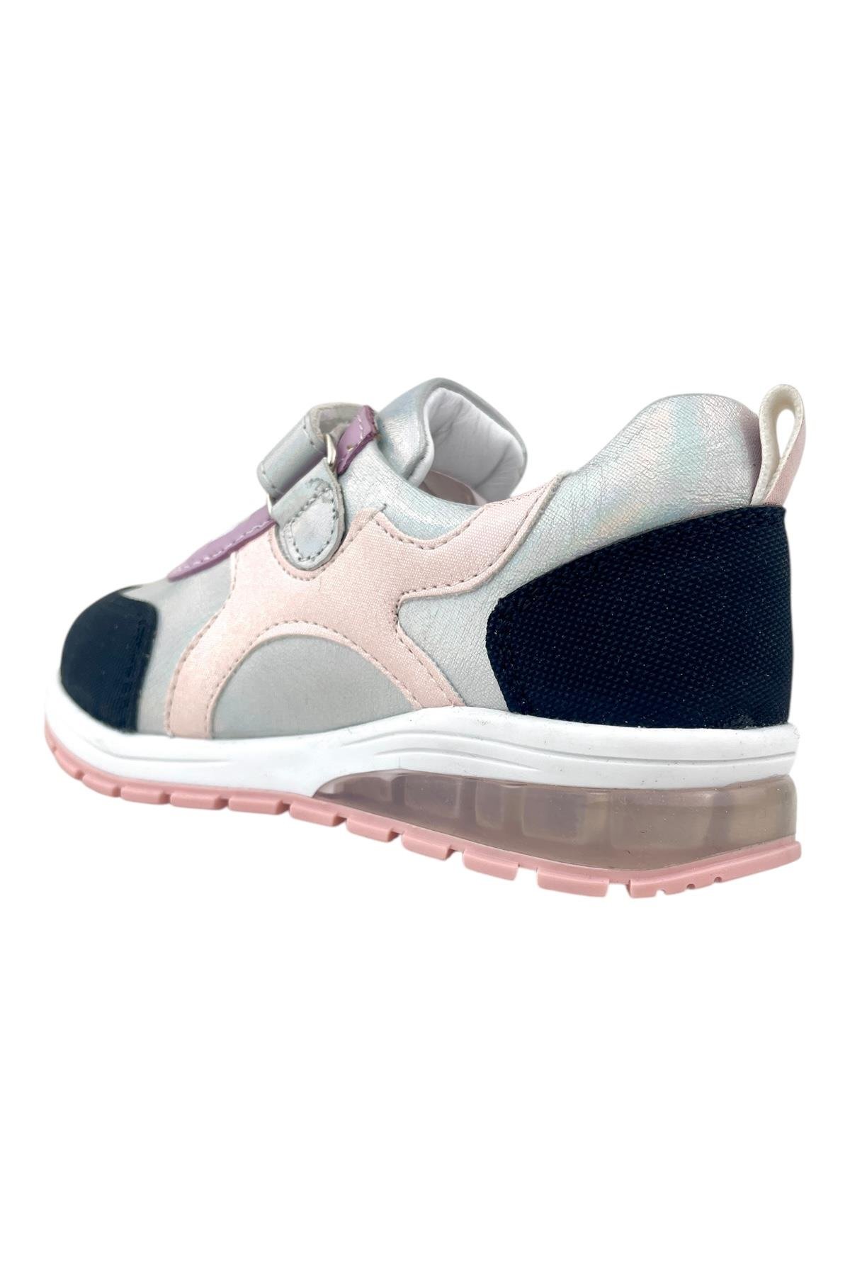 Deri ve Ortopedik Destekli Kız Çocuk Işıklı Ayakkabı Gümüş