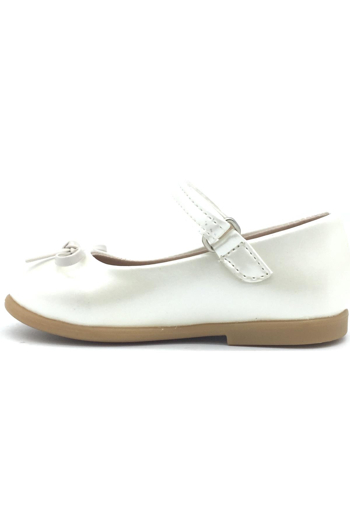 Minik Fiyonklu Çocuk Babeti Sedef Rugan