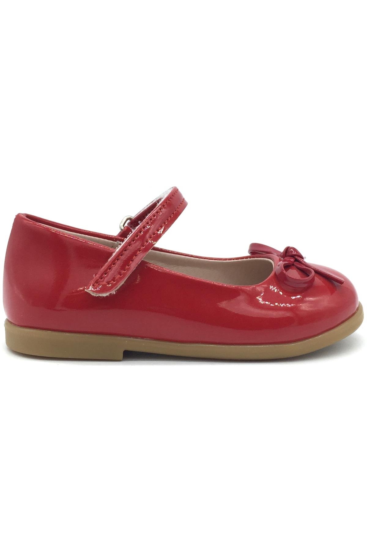 Minik Fiyonklu Klasik Kız Çocuk Babeti Kırmızı Rugan