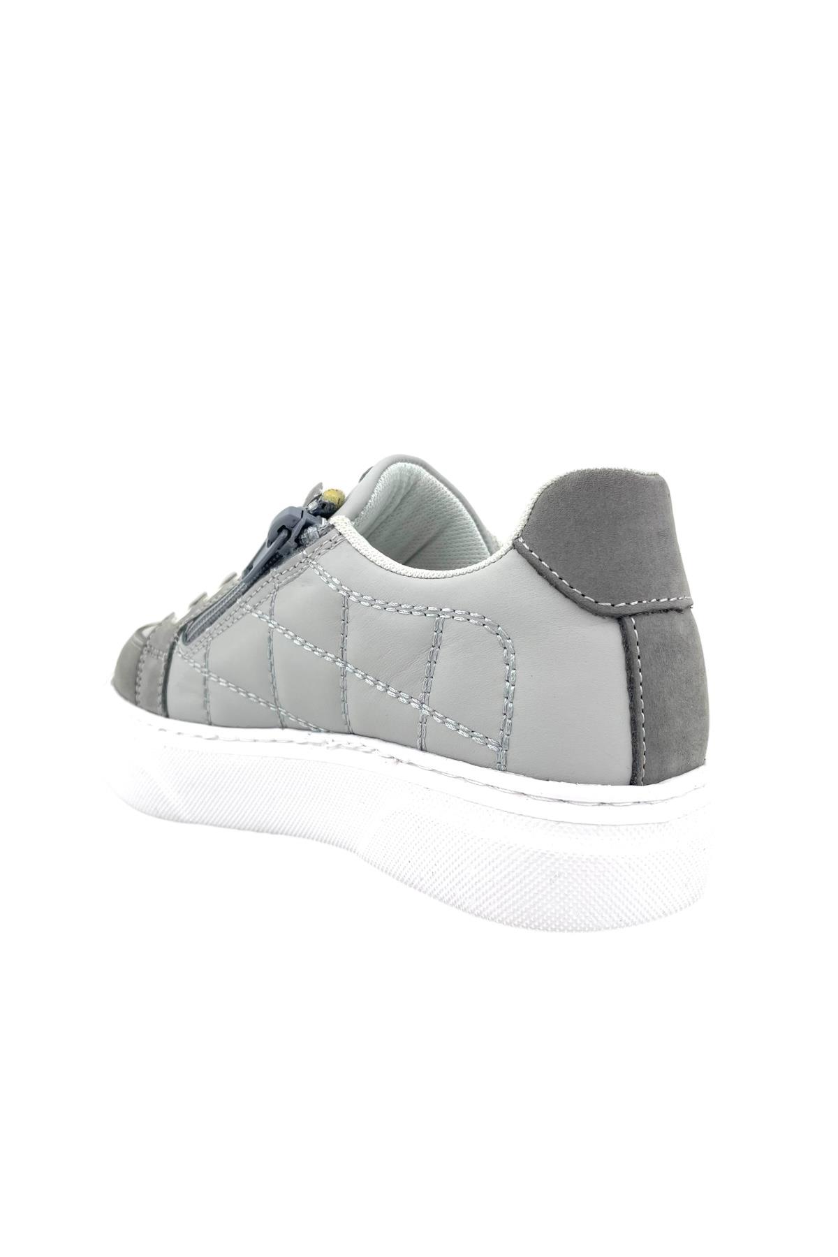 Quilted Hakiki Deri Kız Çocuk Ayakkabı Gri