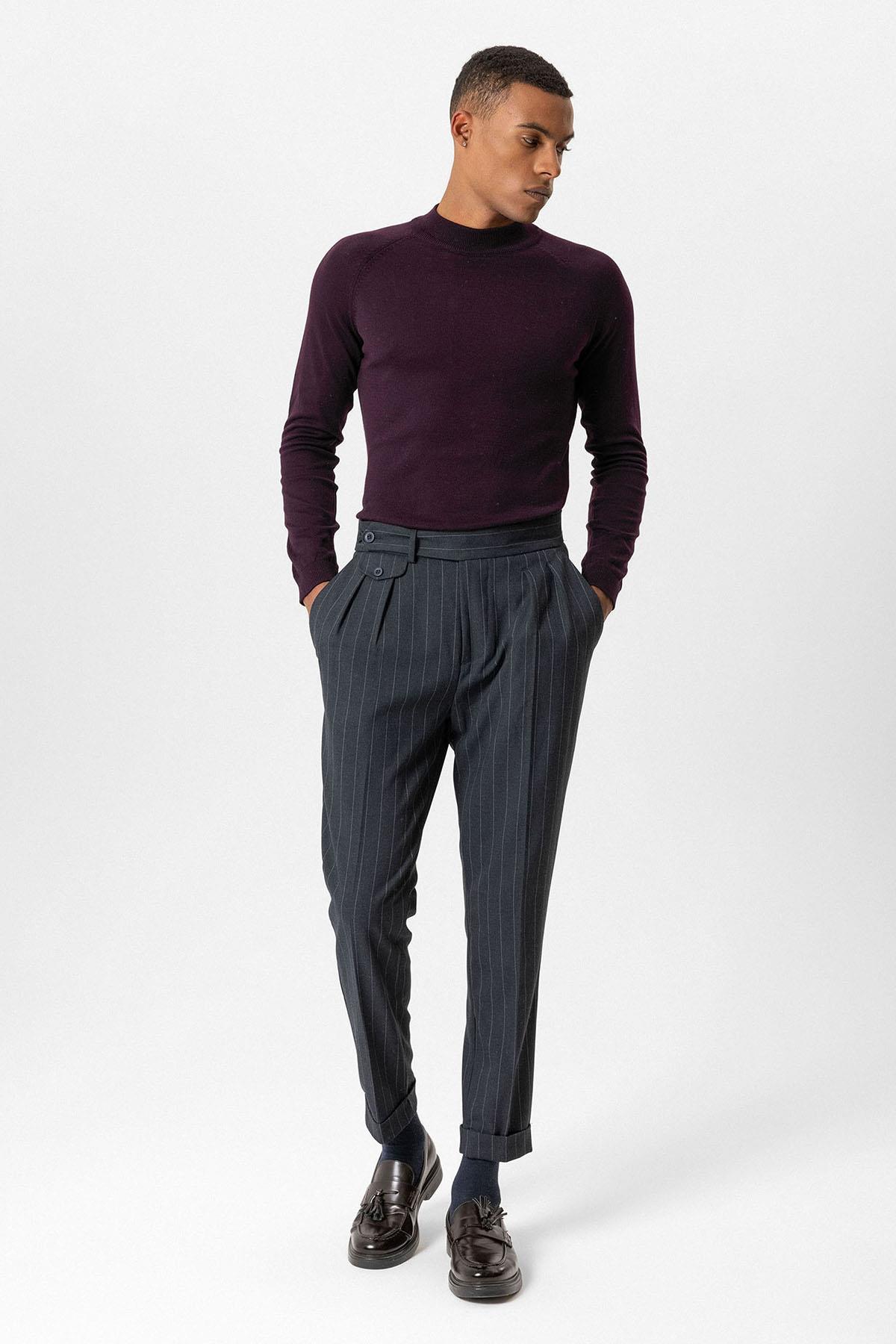 Antioch Koyu Mürdüm Yarım Boğazlı Erkek Triko