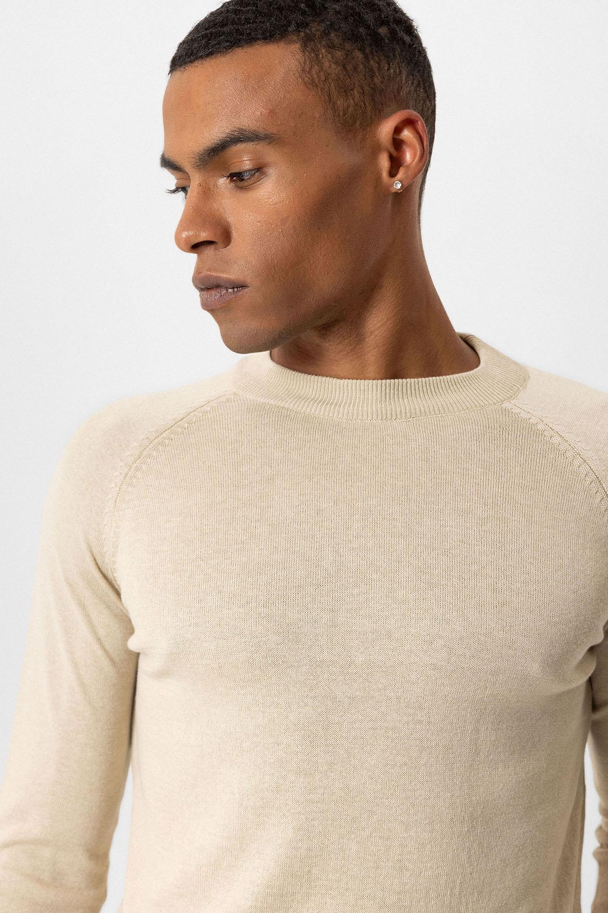 Crew Neck Slim Fit Knitwear Sweater