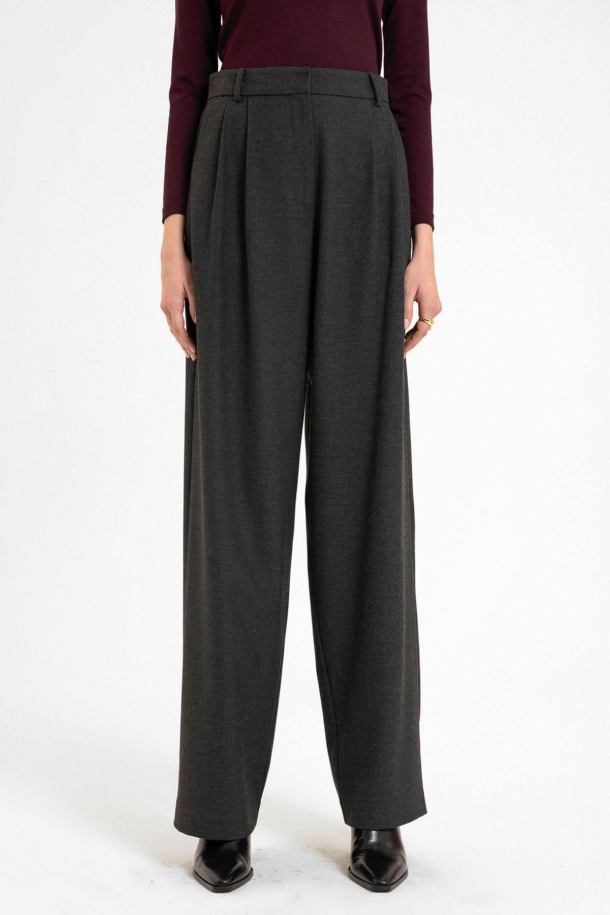 Antioch Antrasit Kadın Yüksek Bel Pens Detaylı Straight Fit Pantolon