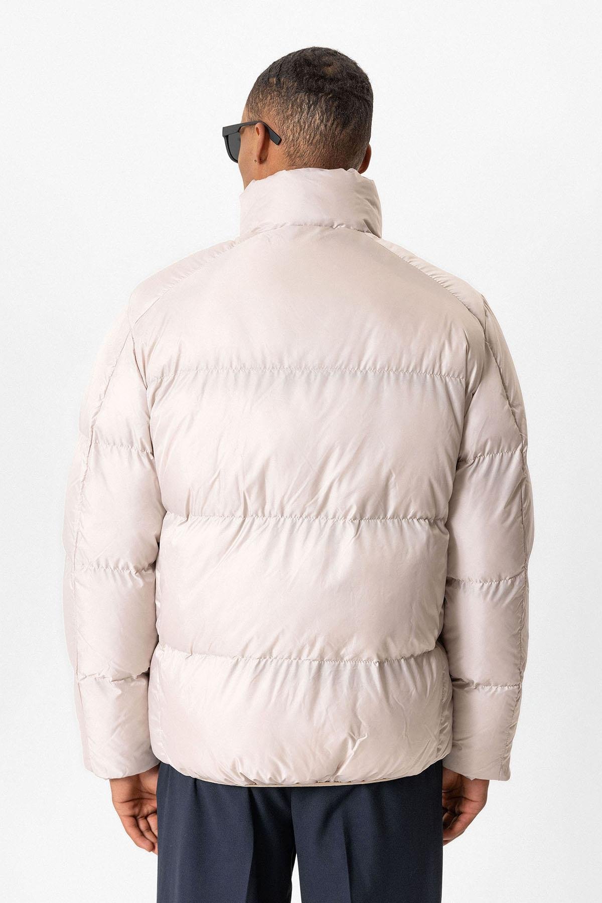 Antioch Bej Dik Yaka Kauçuk Şişme Mont