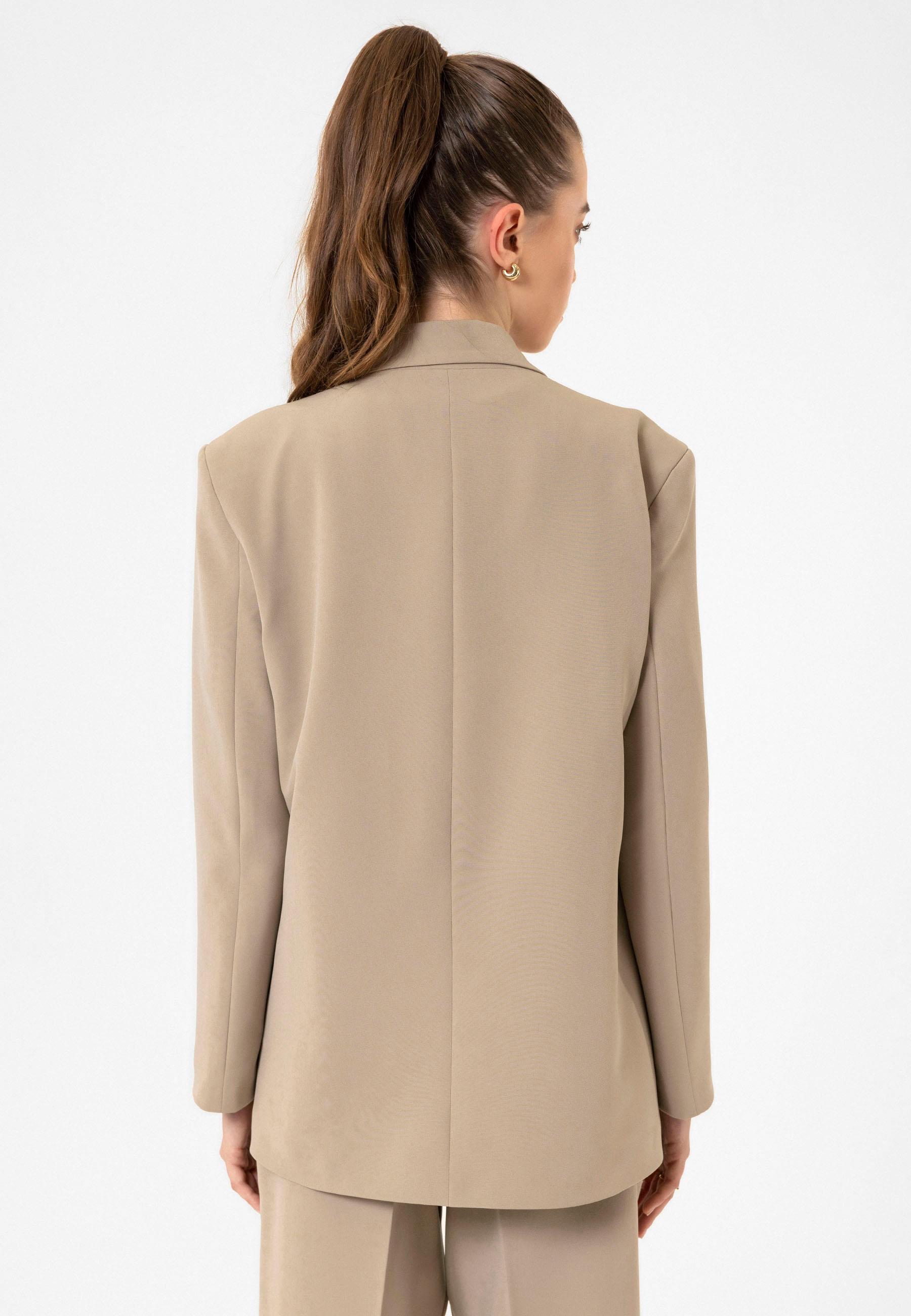 Antioch Bej Kadın Kruvaze Kapama Oversize Blazer Ceket