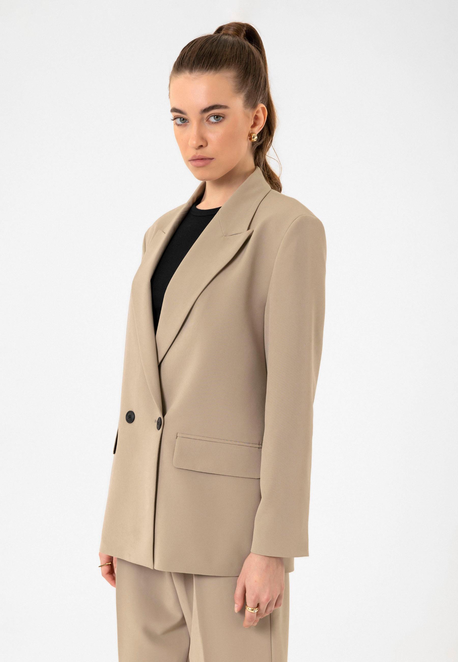 Antioch Bej Kadın Kruvaze Kapama Oversize Blazer Ceket
