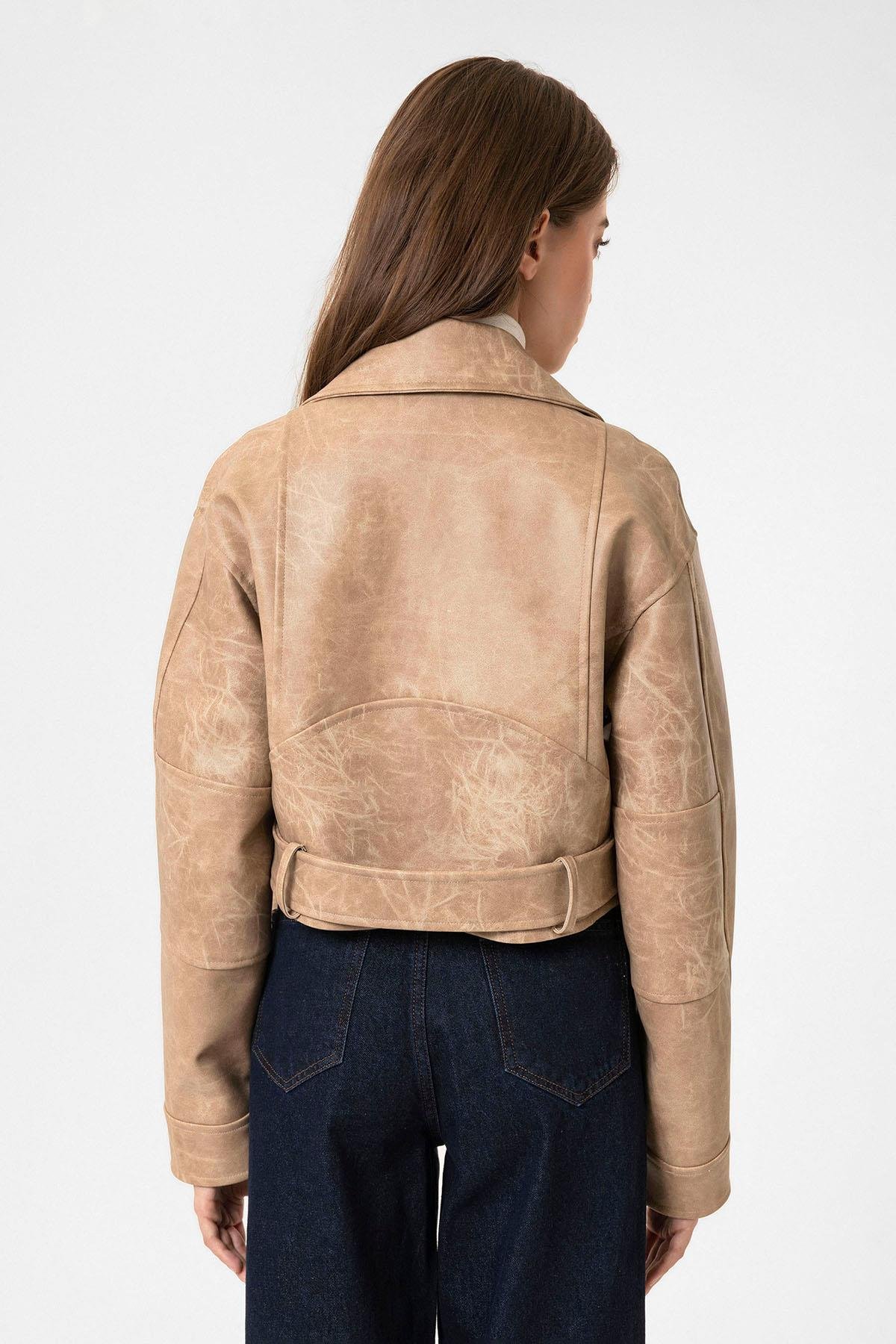 Antioch Bej Kadın Suni Deri Crop Biker Ceket