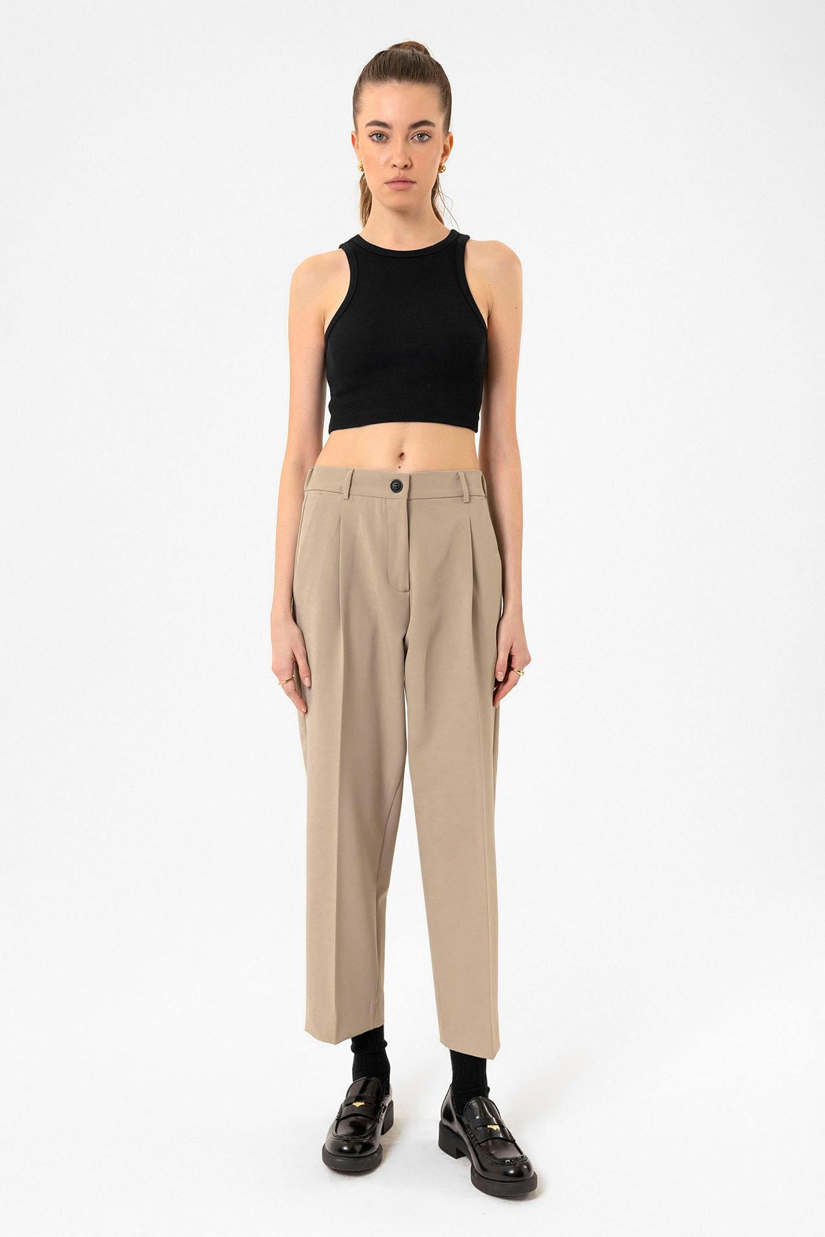 Antioch Bej Kadın Yüksek Bel Straight Fit Kısa Pantolon