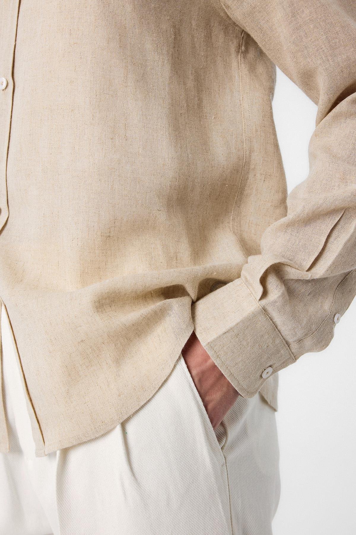 Antioch Bej Keten Karışımlı Yaka Düğmeli Erkek Gömlek