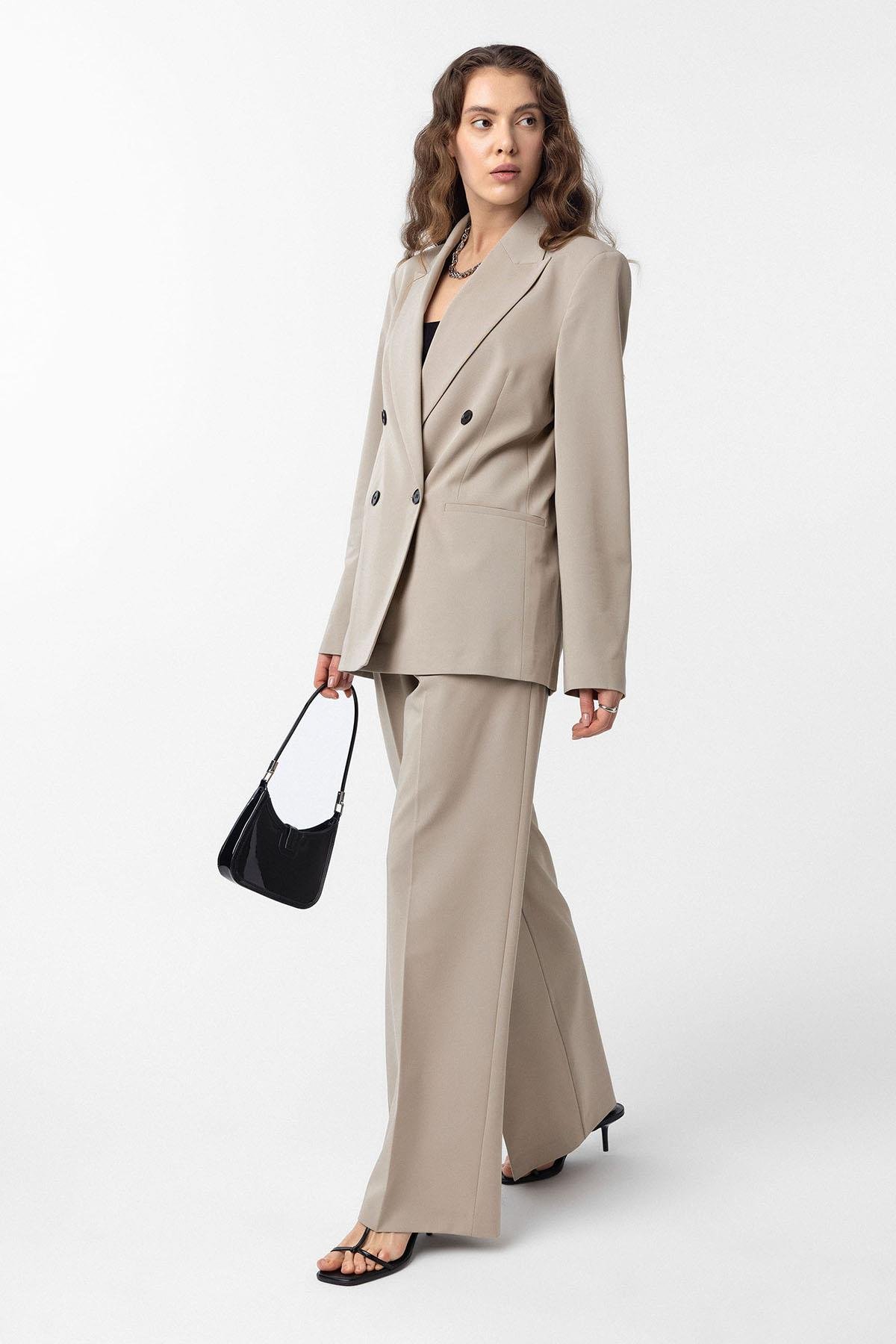 Antioch Bej Regular Fit Kruvaze Kadın Blazer Ceket