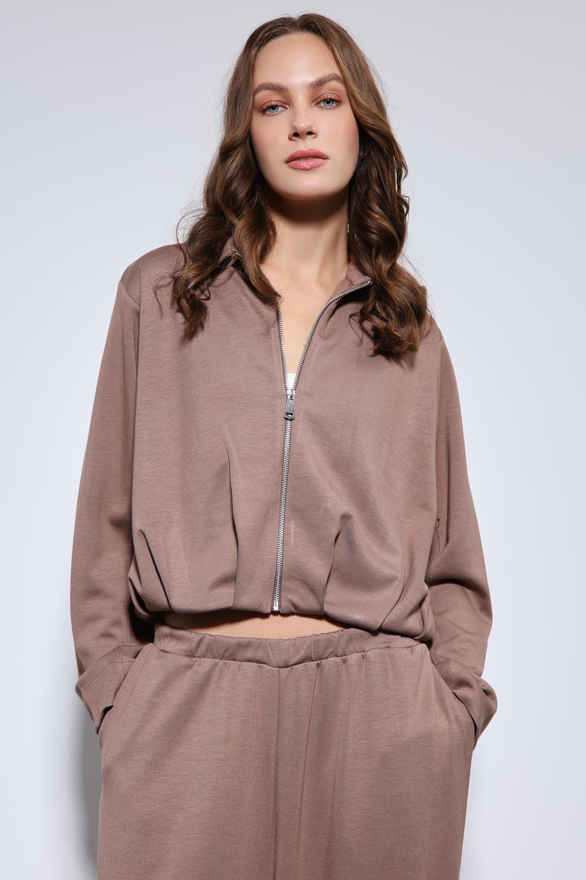 Antioch Bej Volümlü Ceket ve Paça Lastikli Eşofman Takım