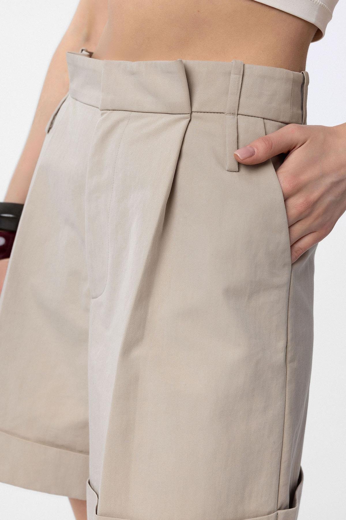 Antioch Bej Yüksek Bel Pensli  Kadın Bermuda Şort