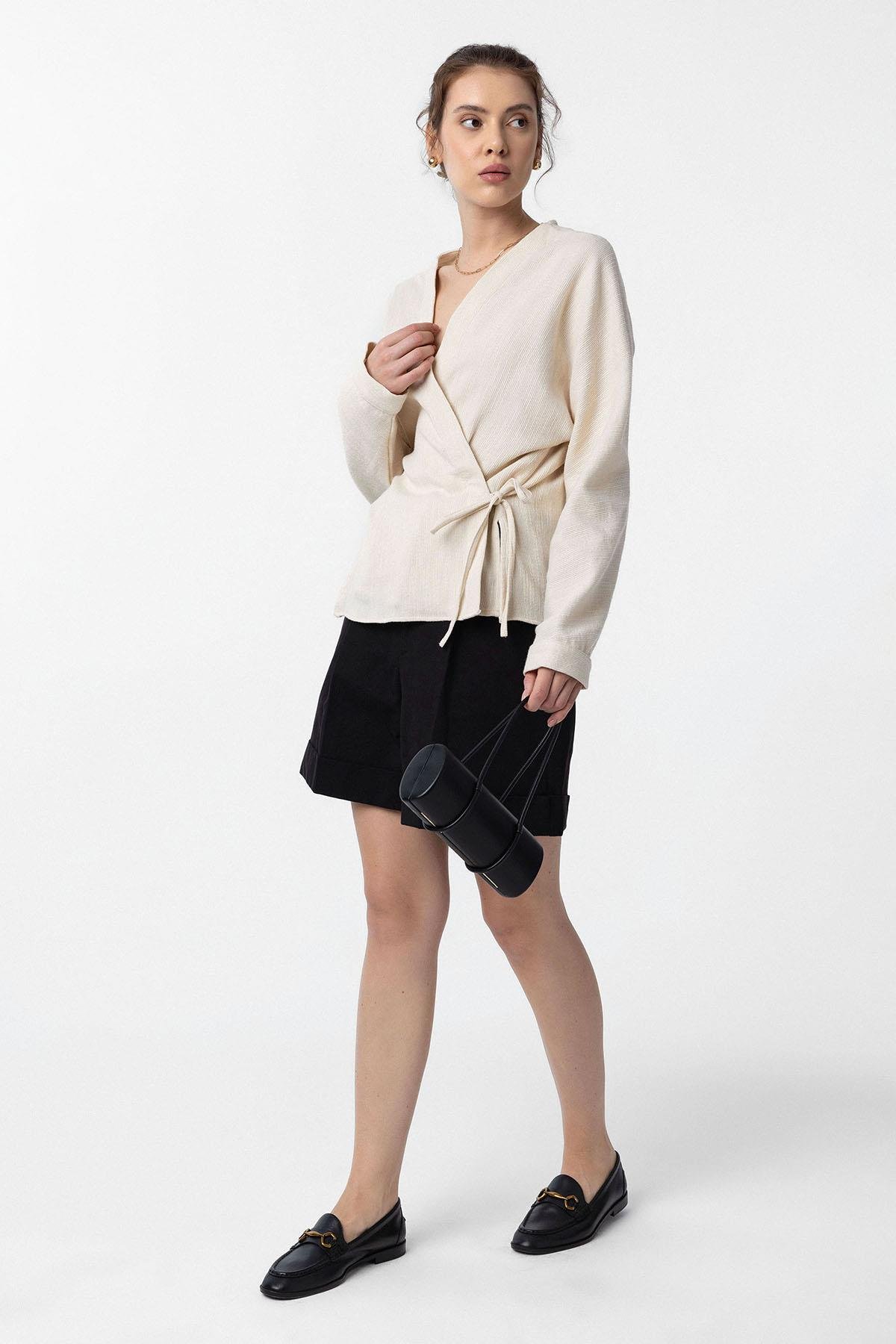 Antioch Beyaz Bağlamalı Kimono Kadın Gömlek