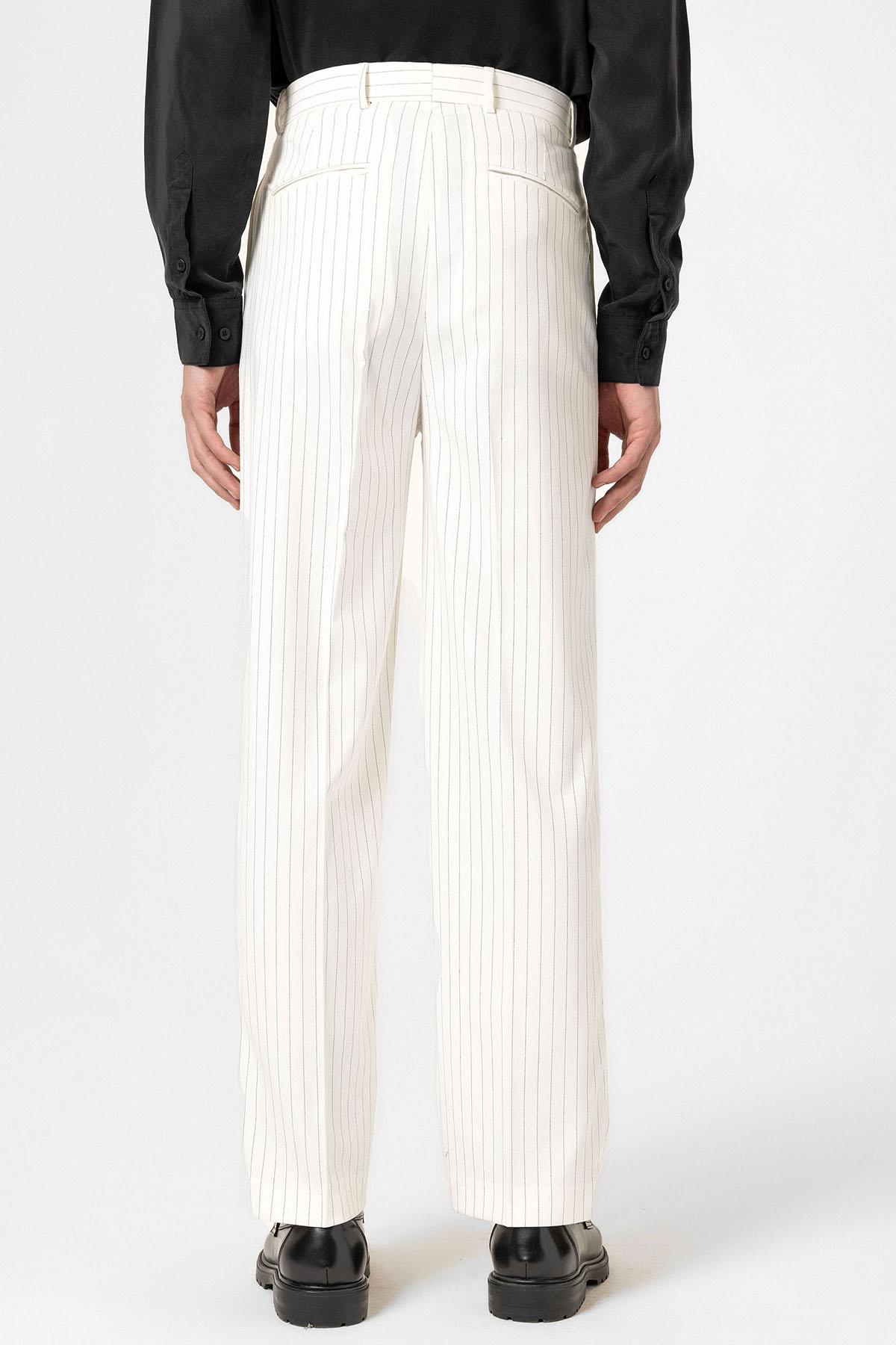 Antioch Beyaz Çizgili Relaxed Fit Erkek Pantolon