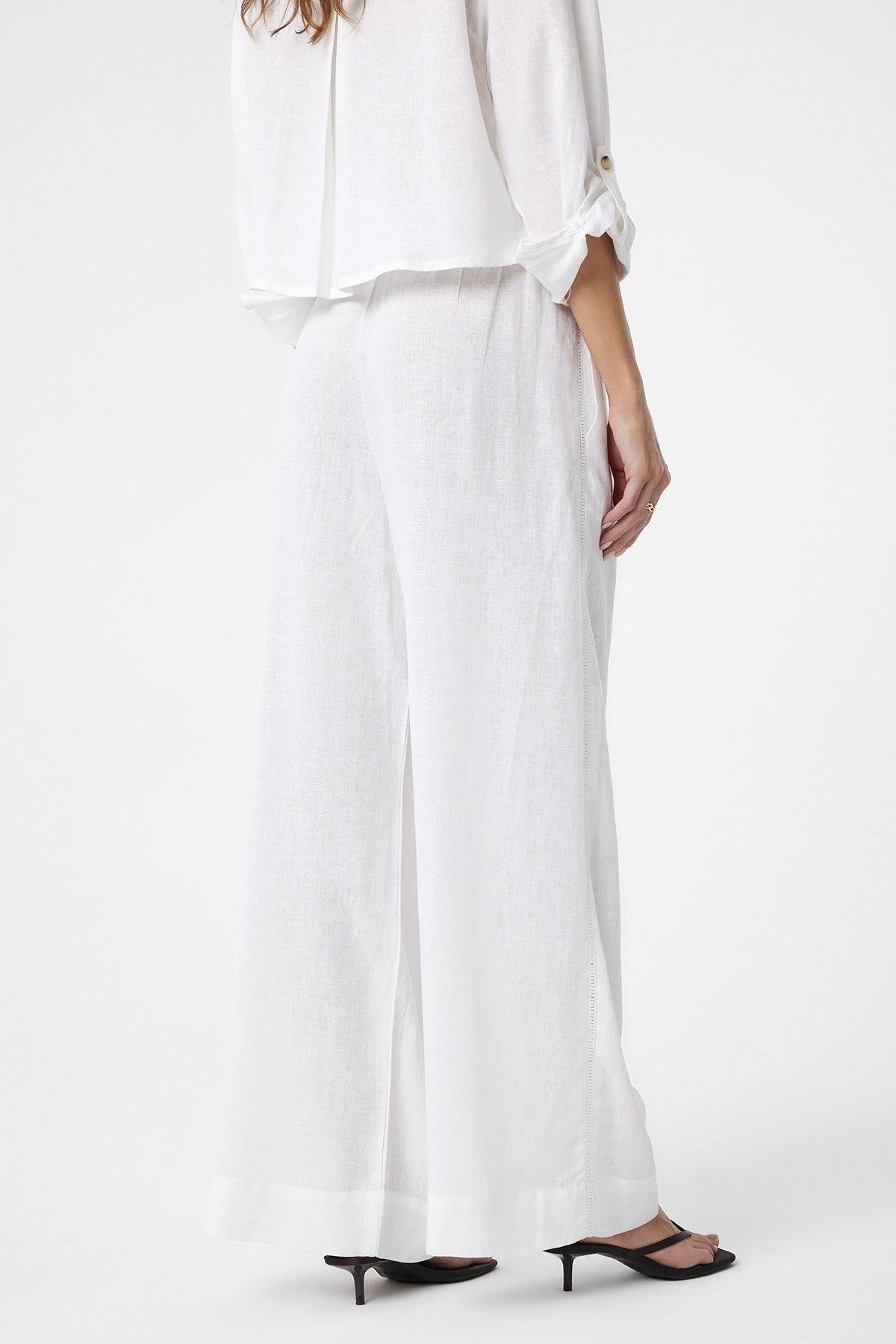 Antioch Beyaz Şerit Detaylı Kadın Pantolon