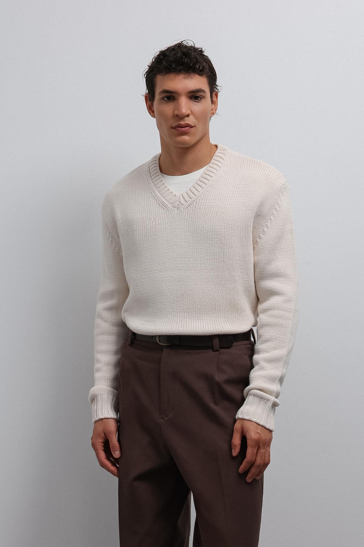 Antioch Ekru Dokulu V Yaka Erkek Kazak