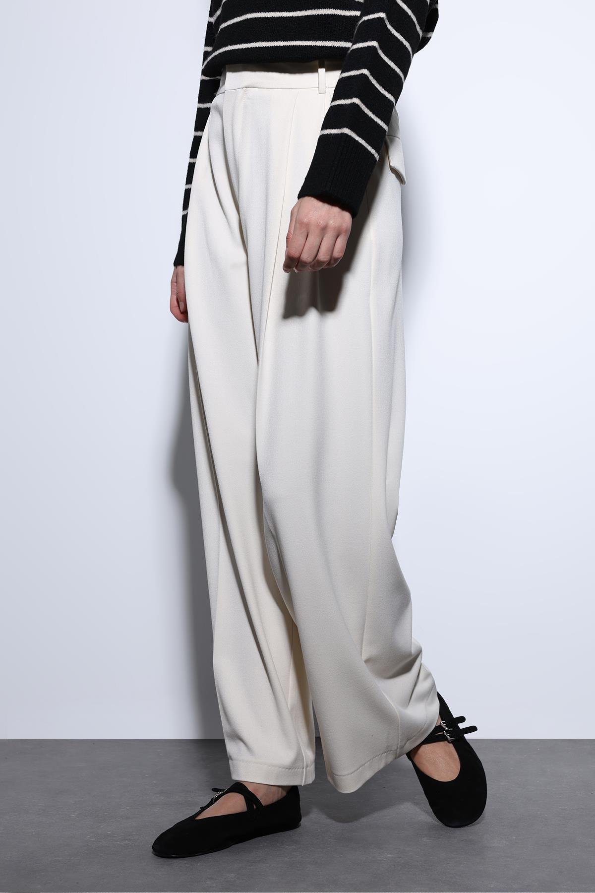 Antioch Ekru Pileli Palazzo Kadın Pantolon