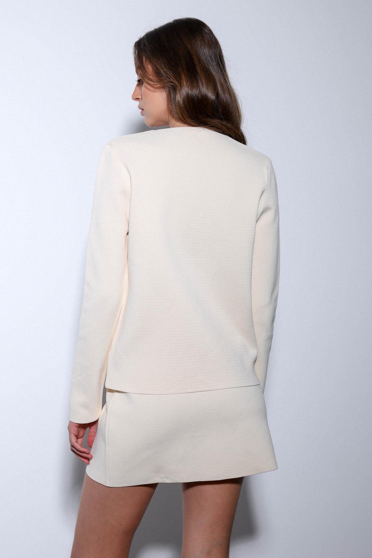 Antioch Ekru Tek Düğme Triko Kadın Hırka