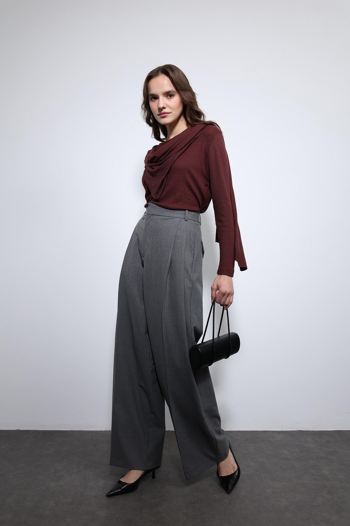 Antioch Gri Çizgili Geniş Paça Pantolon