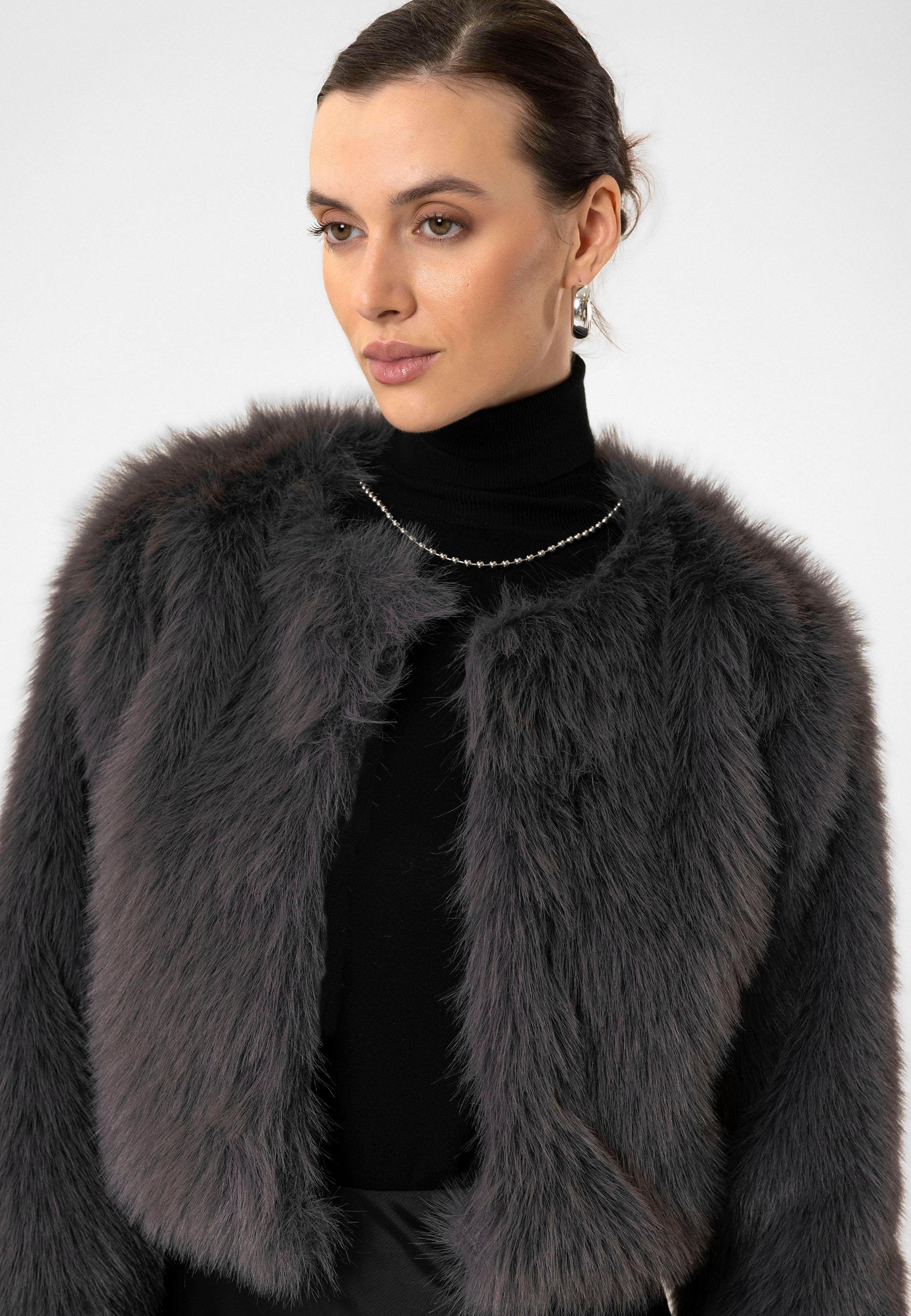 Antioch Gri Kadın Suni Kürk Crop Ceket