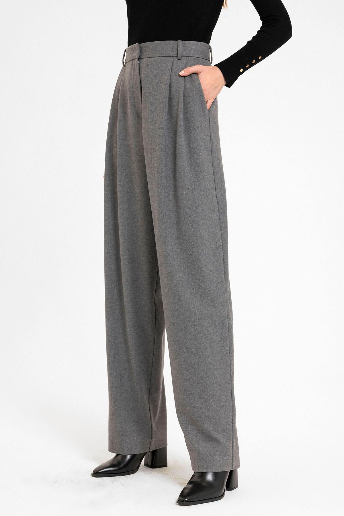 Antioch Gri Kadın Yüksek Bel Pens Detaylı Straight Fit Pantolon