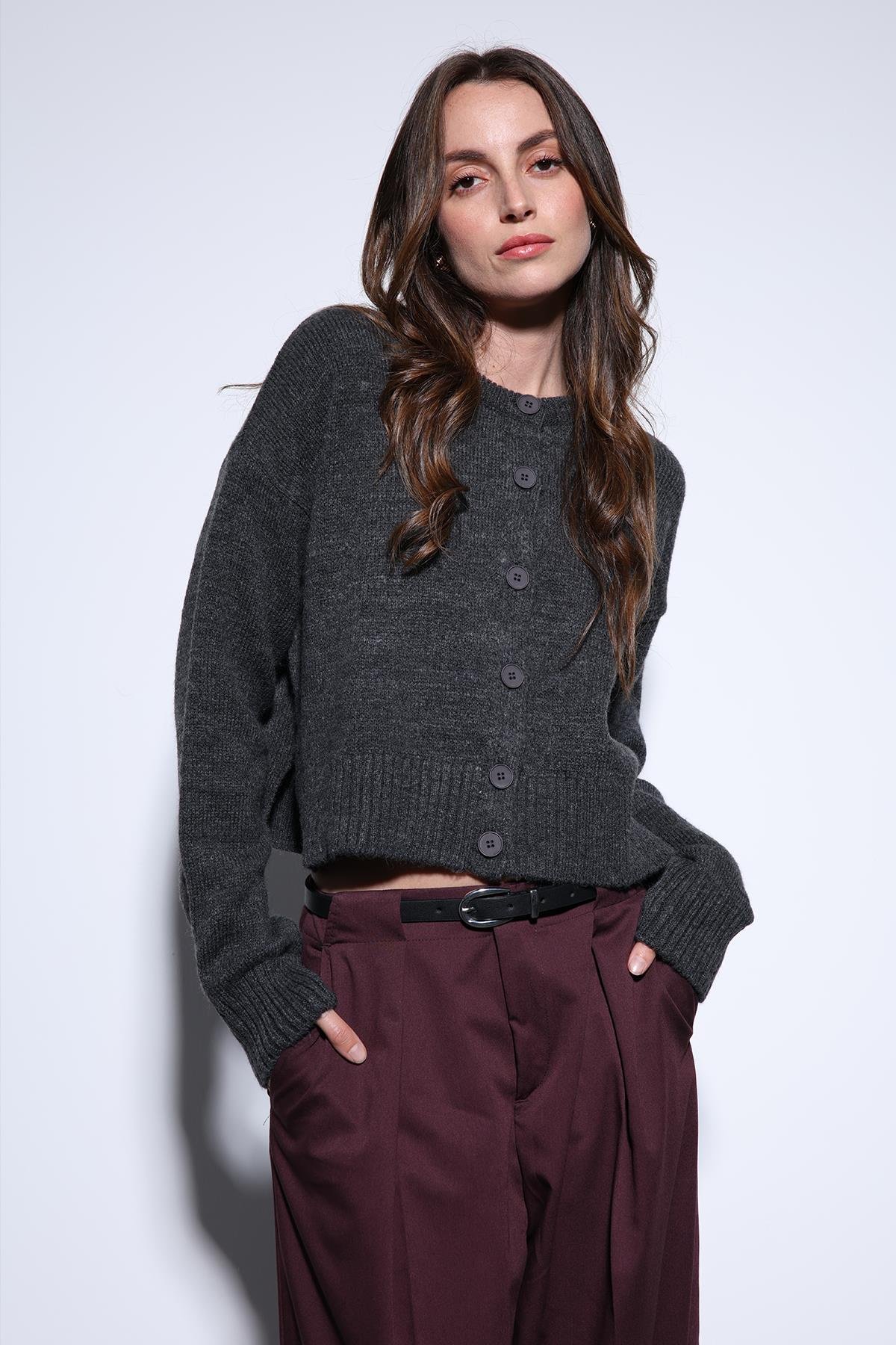 Antioch Gri Yırtmaçlı Örgü Triko Kadın Kazak