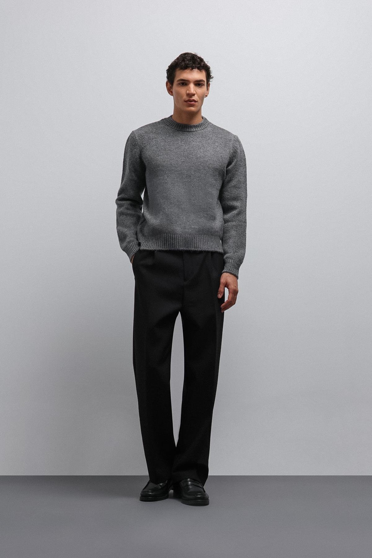 Antioch Gri Yumuşak Dokulu Erkek Kazak