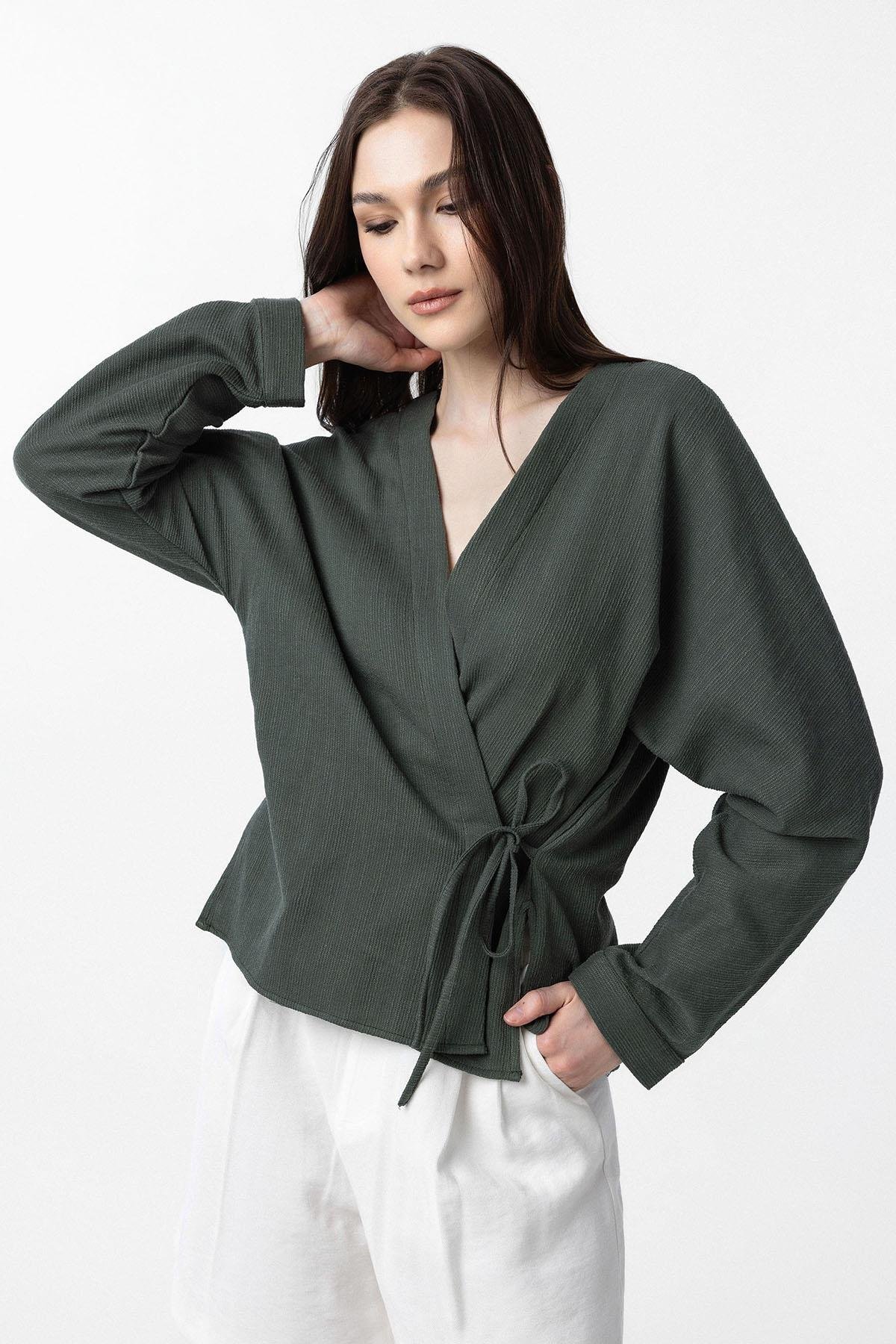 Antioch Haki Bağlamalı Kimono Kadın Gömlek