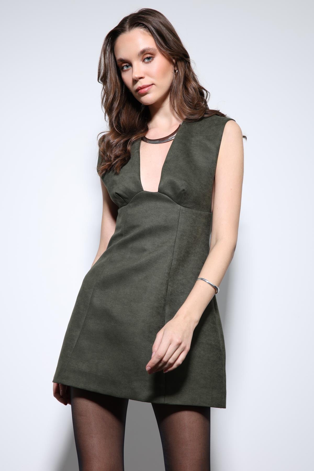 Antioch Haki Dekolteli Kısa Elbise